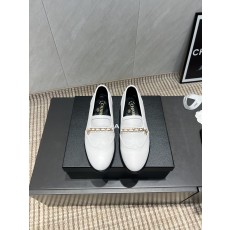 CHANEL 샤넬 원형토 체인 로퍼 구두 신발