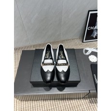 CHANEL 샤넬 원형토 체인 로퍼 구두 신발