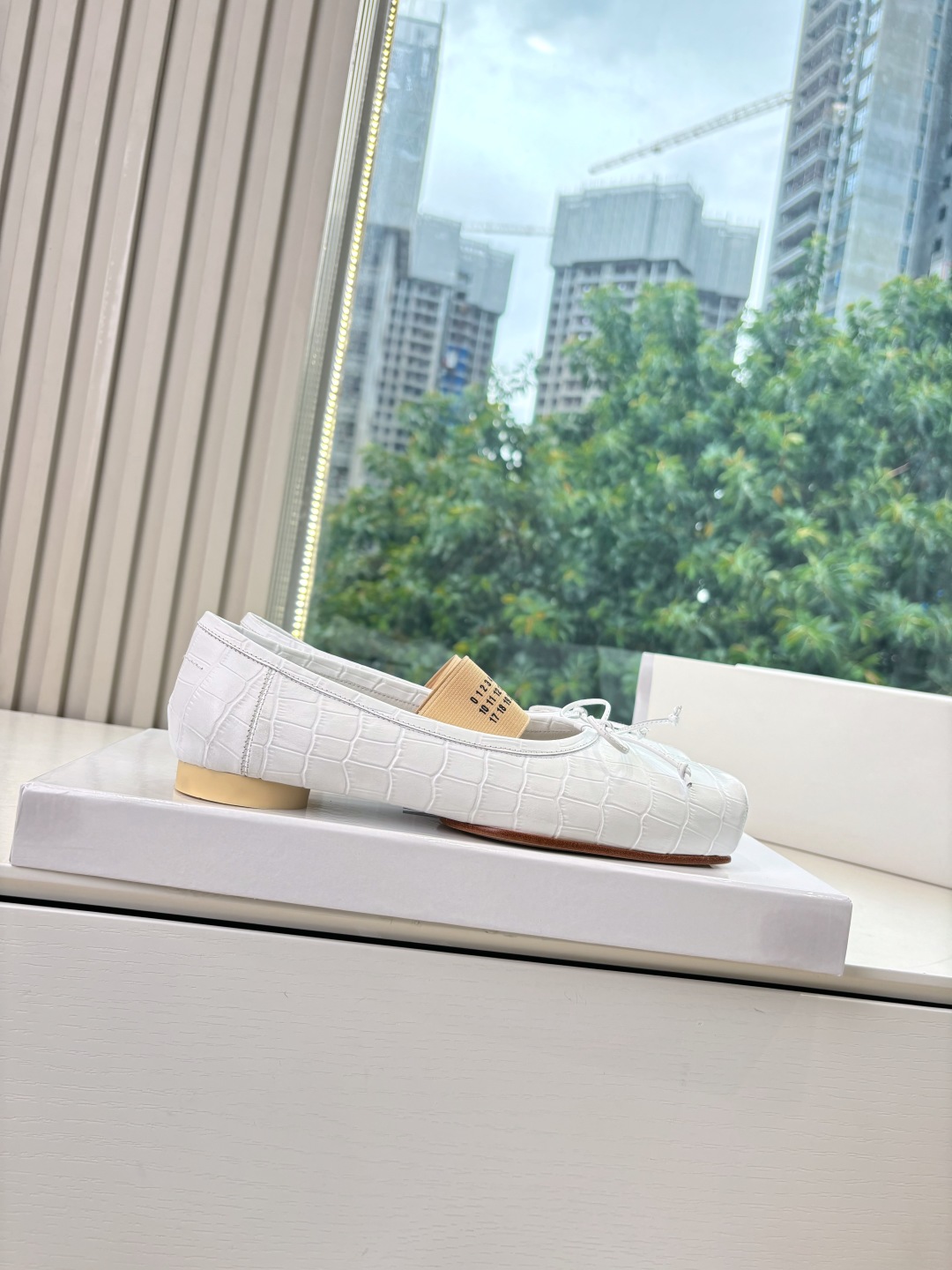 Maison Margiela MM6 메종 마르지엘라 플랫 슈즈 신발