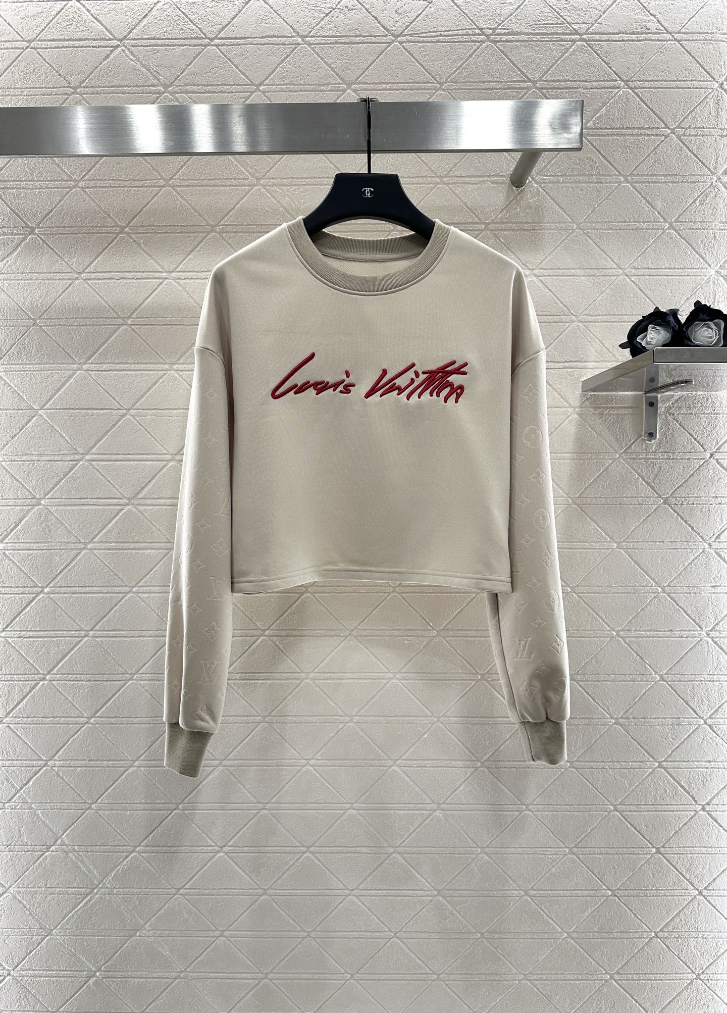 LV 루이비통 캐주얼 긴팔 티셔츠 + 트레이닝 팬츠 상하의 세트 의류