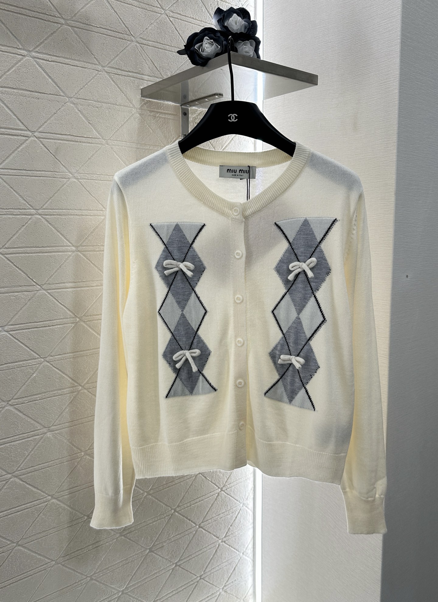 miumiu 미우미우 다이아몬드 패턴 리본 니트 가디건 의류