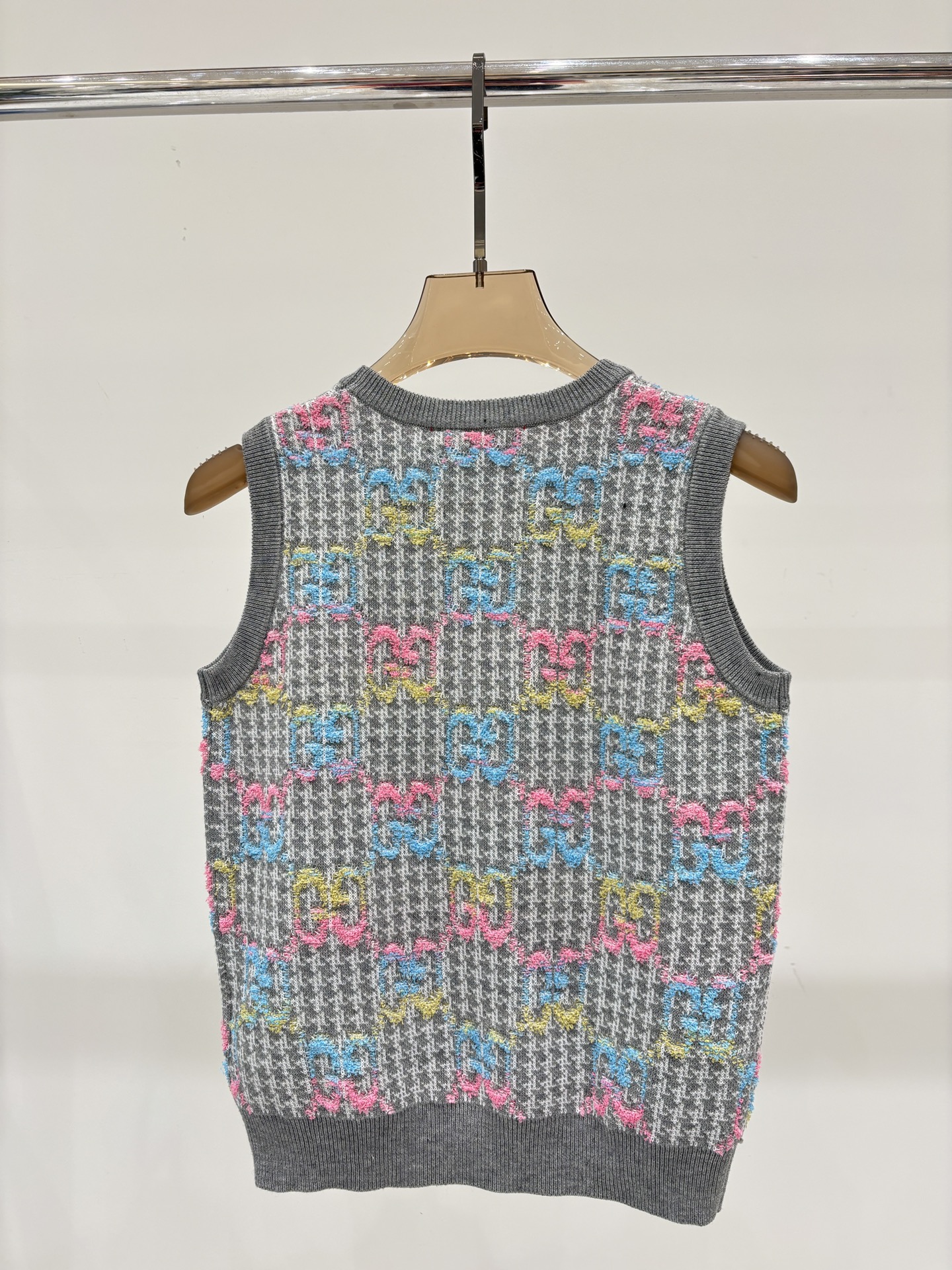 GUCCI 구찌 라운드넥 로고 니트 베스트 의류