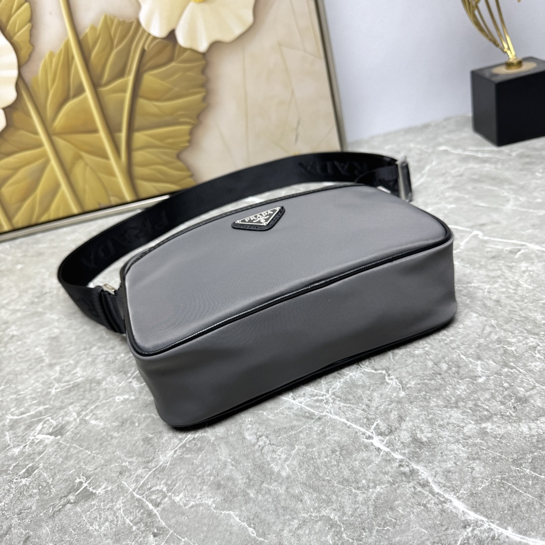 PRADA 프라다 크로스백 가방  2VH048