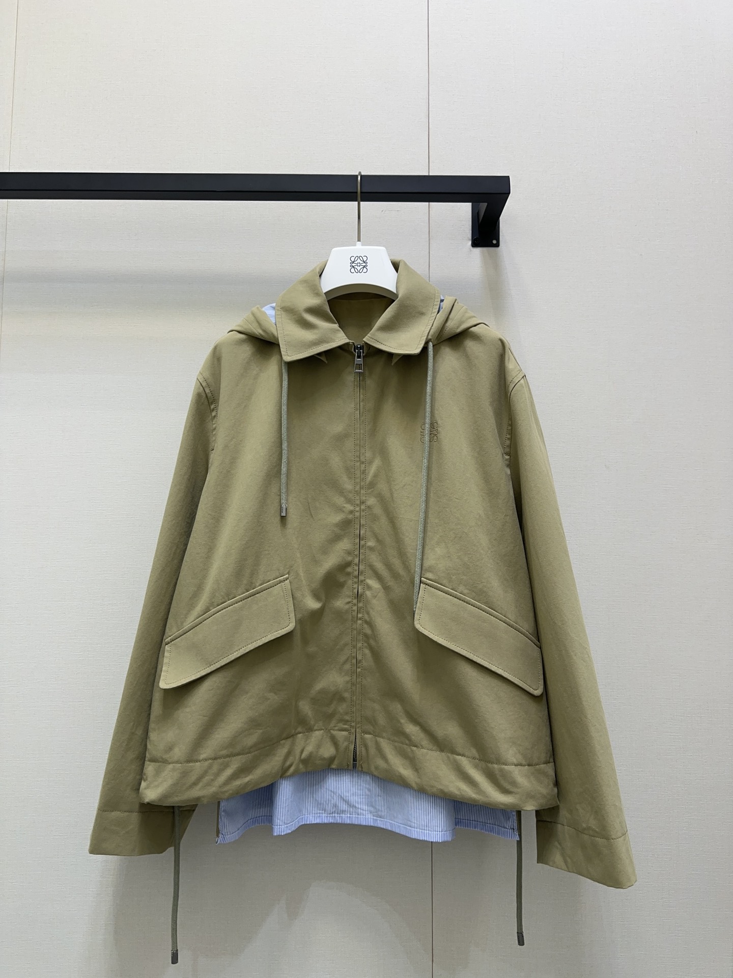 Loewe 로에베 로고 자수 바람막이 자켓 의류