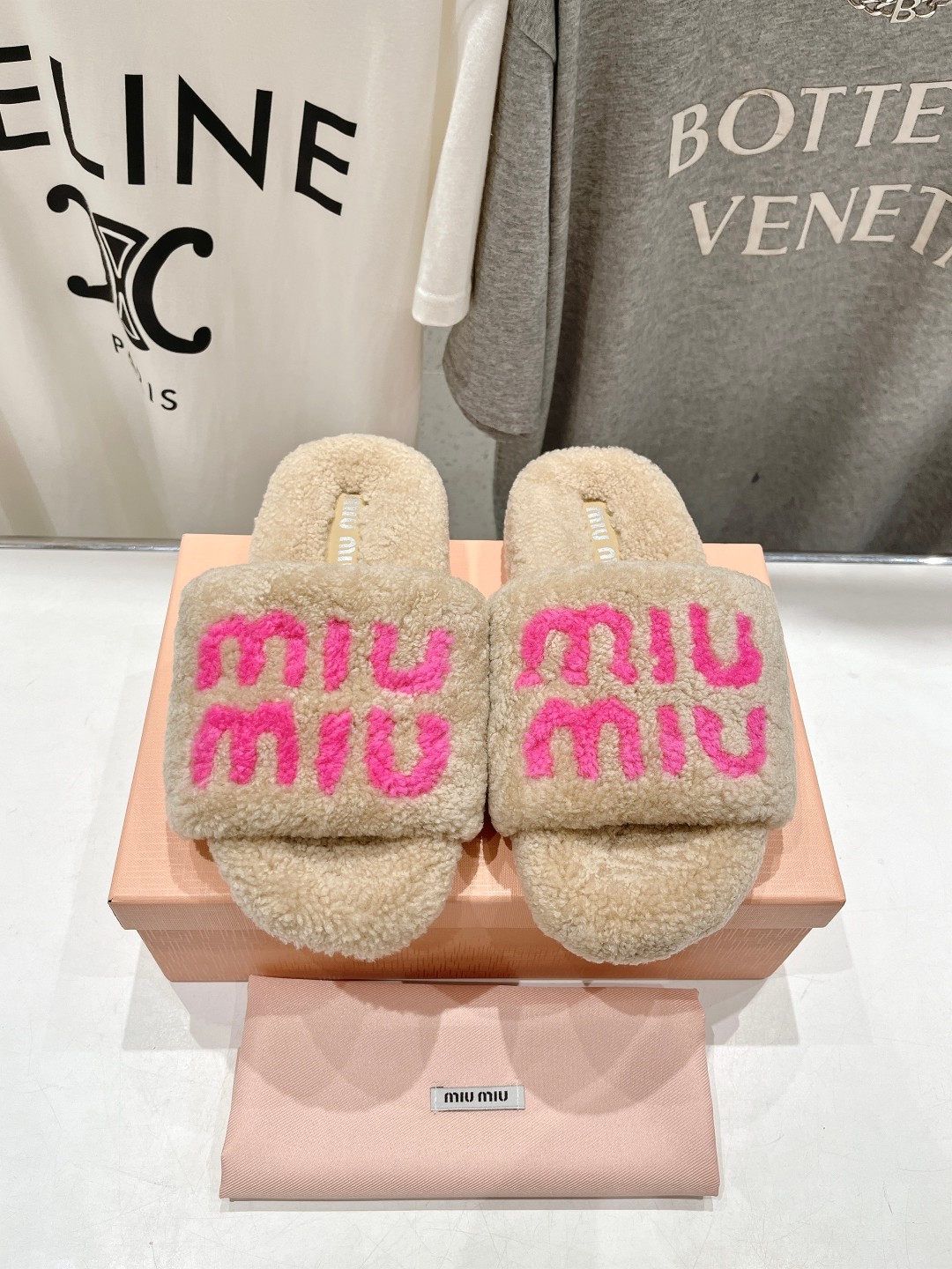 MiuMiu 미우미우 플랫 퍼 슬리퍼 신발