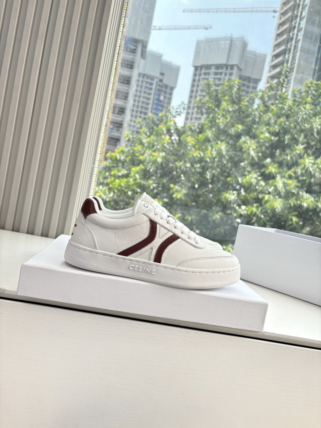 CELINE 셀린느 RUNNER CR-03 스니커즈 신발