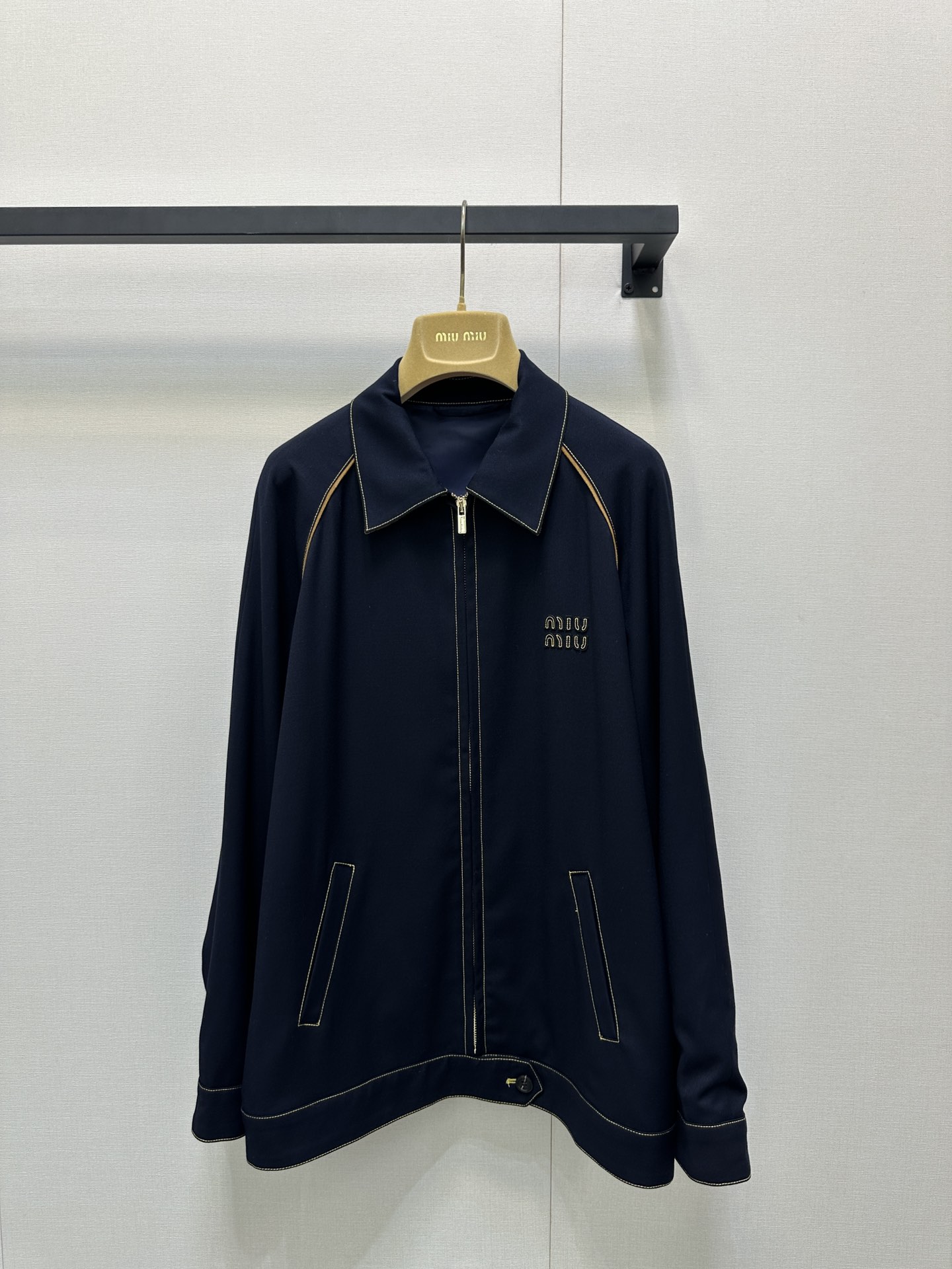 miumiu 미우미우 네이비 골드 스티치 배색 재킷 의류