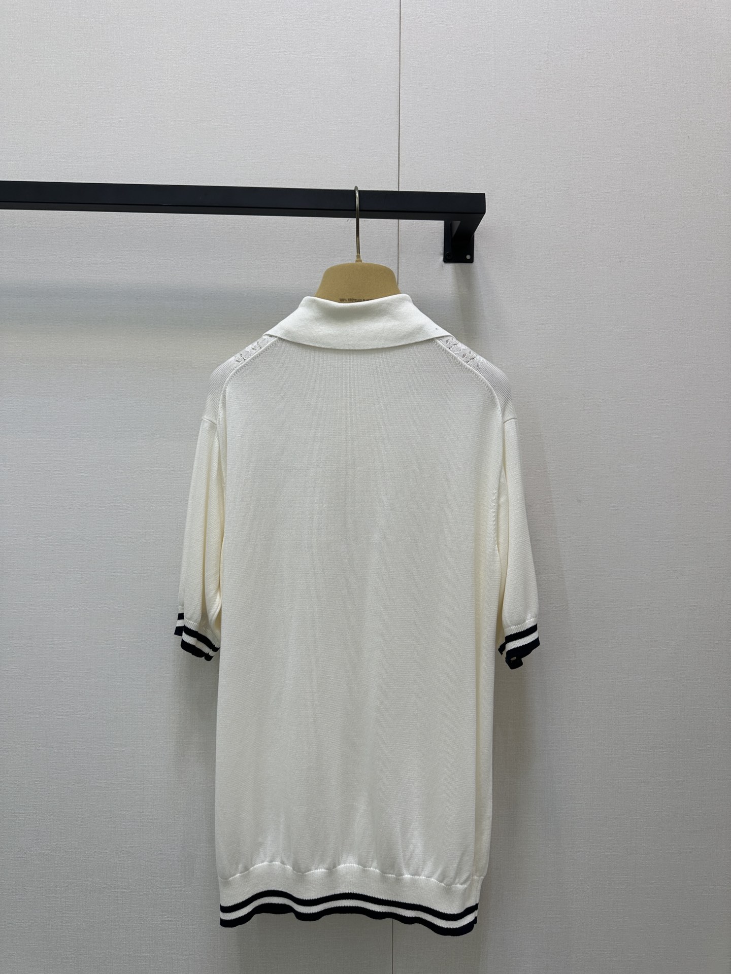 MiuMiu 미우미우 로고 카라 니트 의류