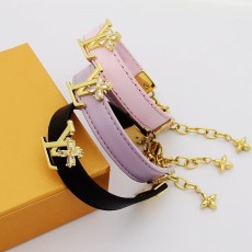 Louis Vuitton LV 루이비통 오픈 레더 브레이슬릿 팔찌