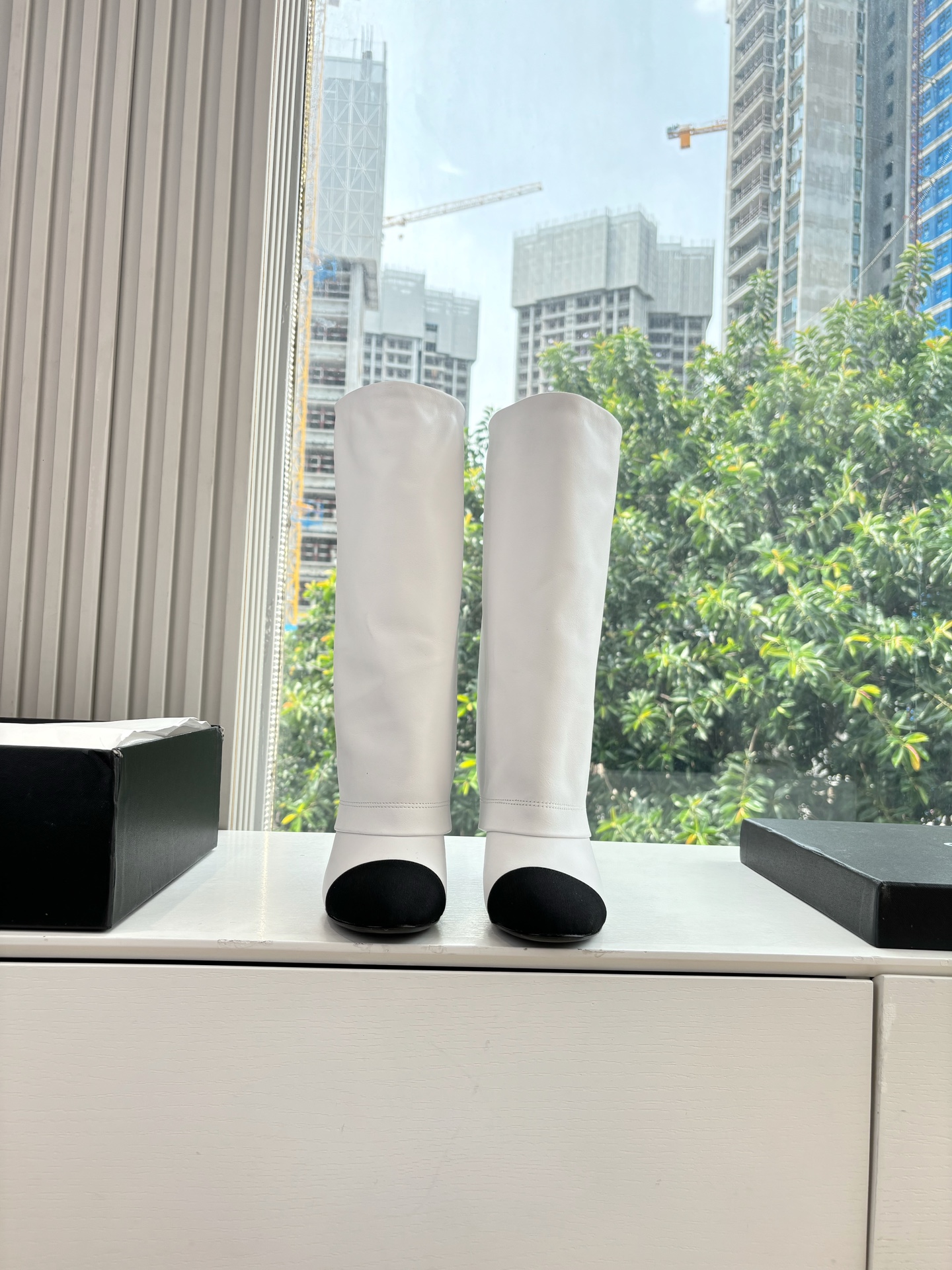 CHANEL 샤넬 로고 라이더 부츠 신발