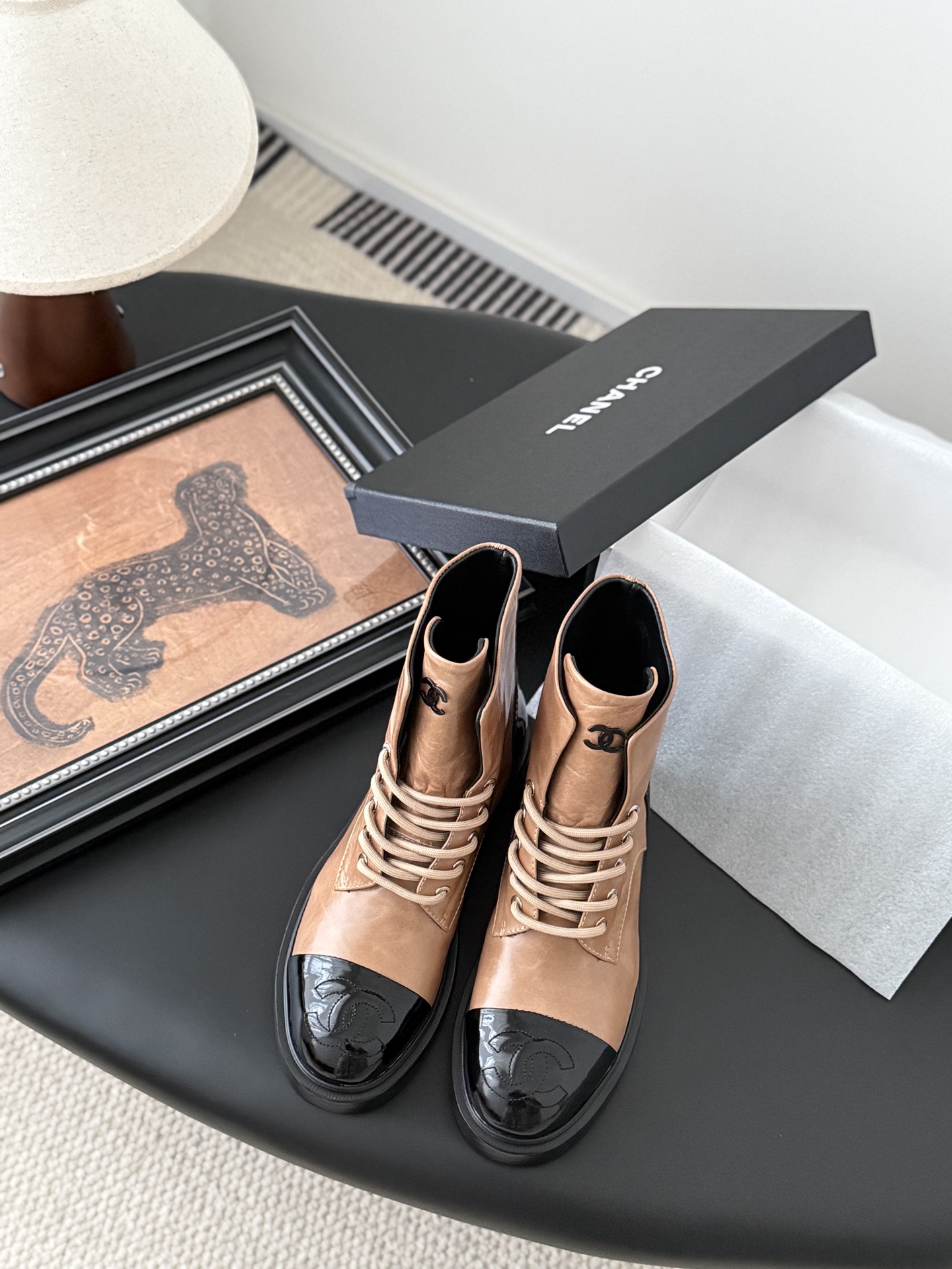 CHANEL 샤넬 25B 아뜰리에 단화 부츠 신발