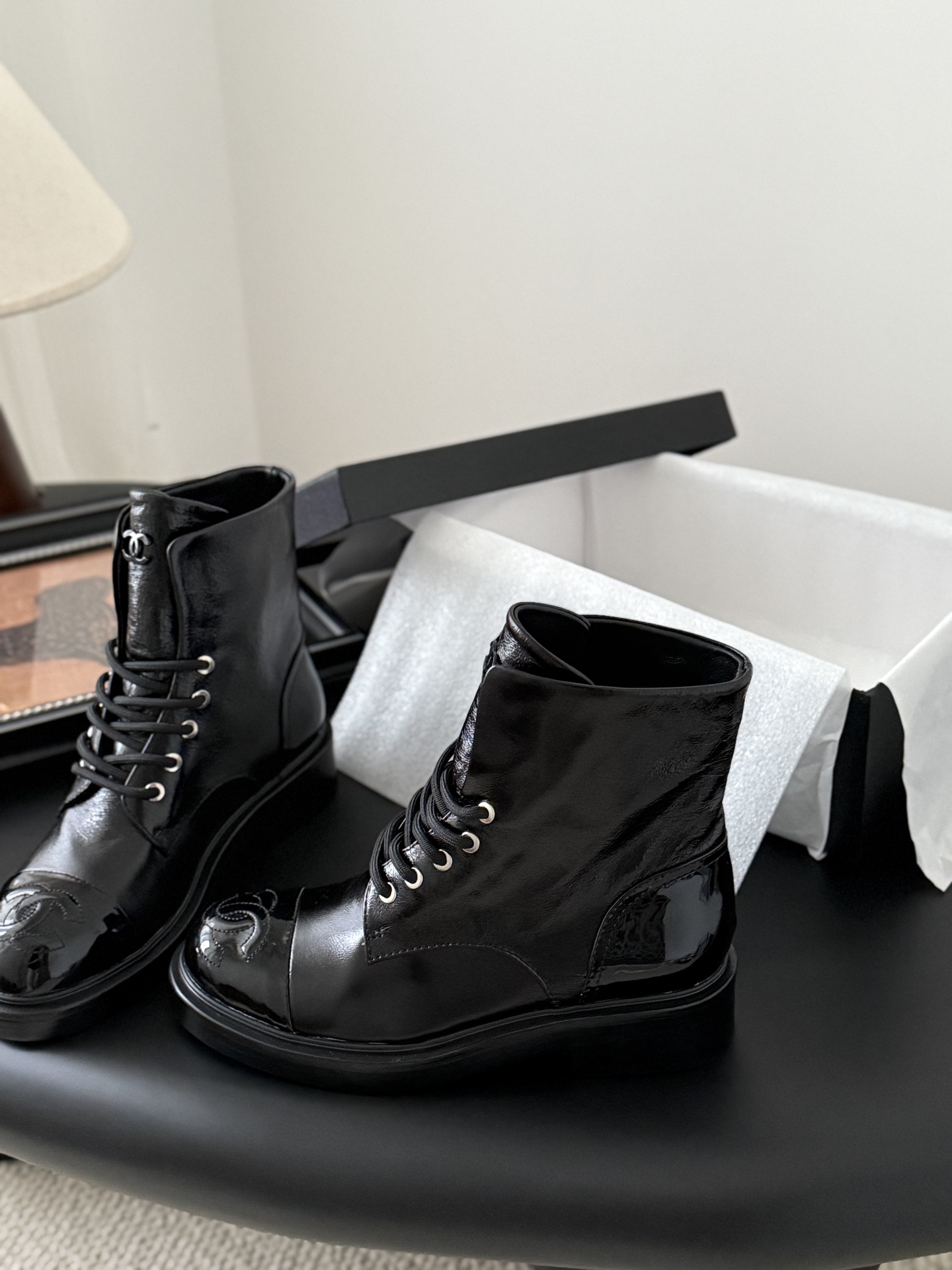 CHANEL 샤넬 25B 아뜰리에 단화 부츠 신발