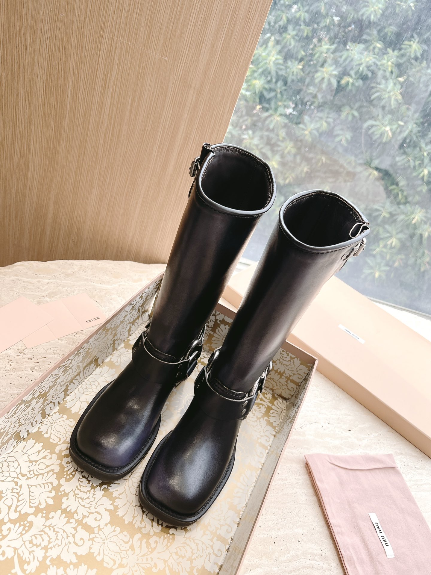 MiuMiu 미우미우 런웨이 빈티지 웨스턴 롱부츠 신발