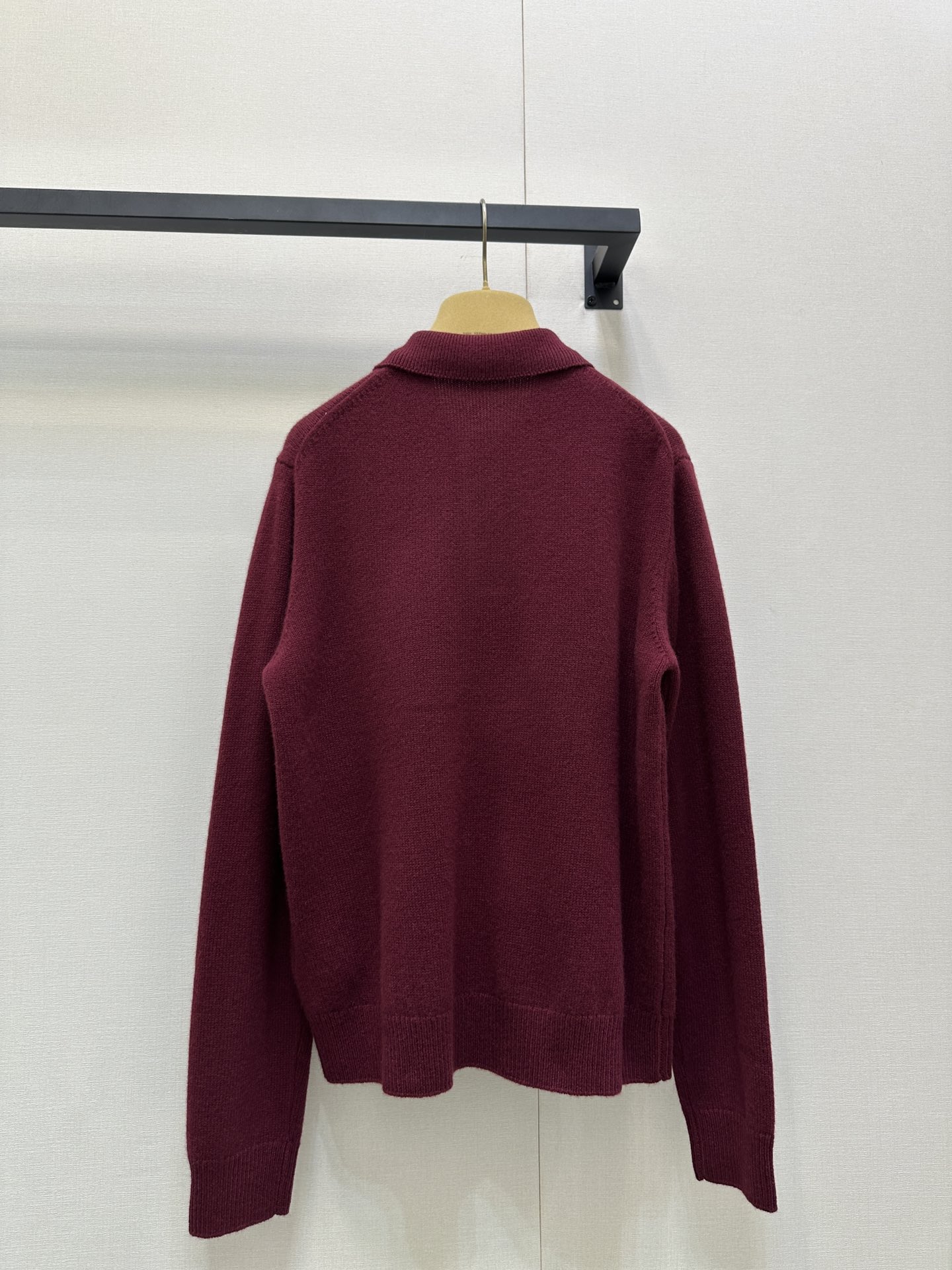 MiuMiu 미우미우 캐시미어 긴팔 카라 니트 의류