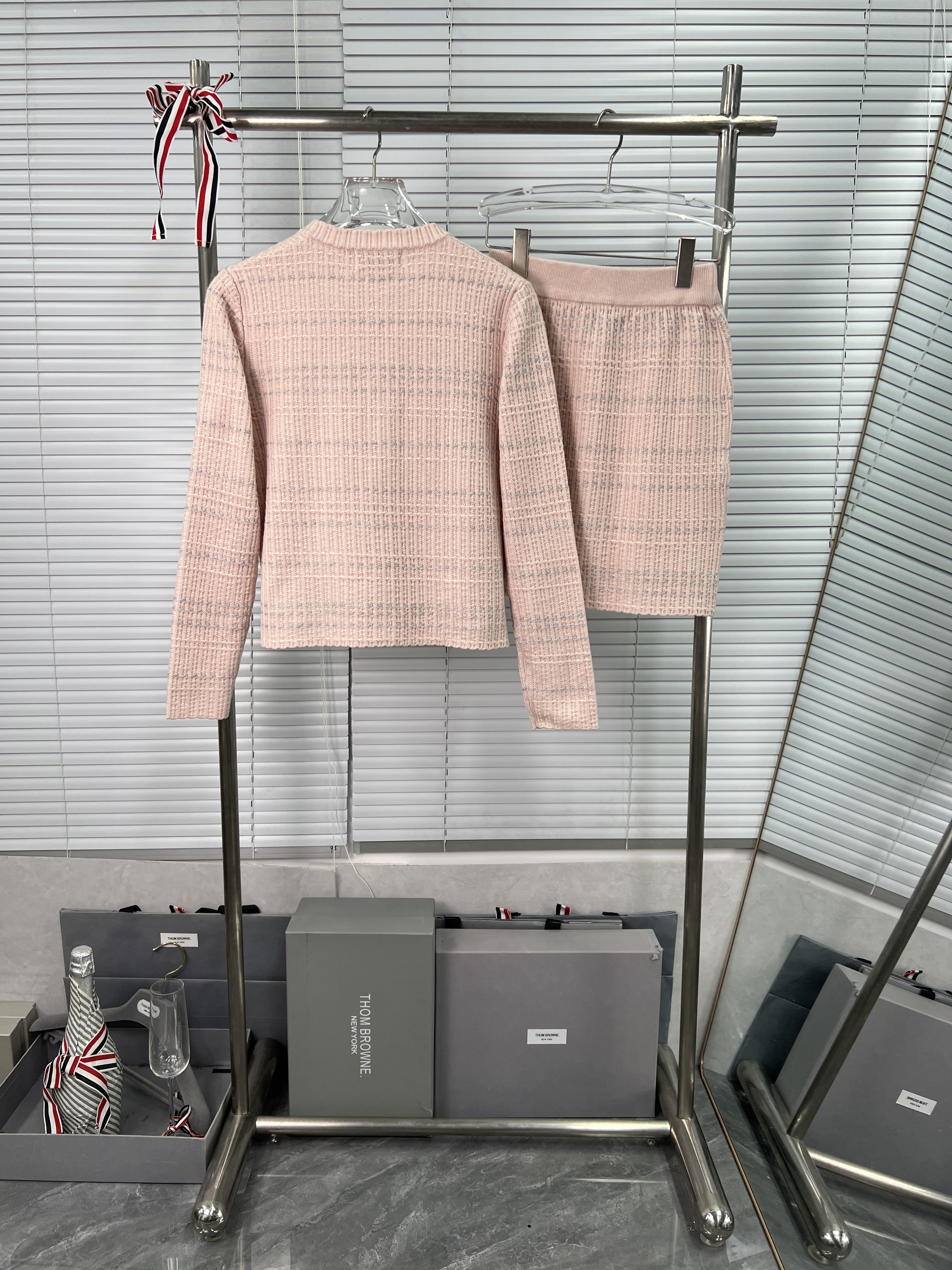 Thom Browne 톰브라운 가디건 + 스커트 세트 의류