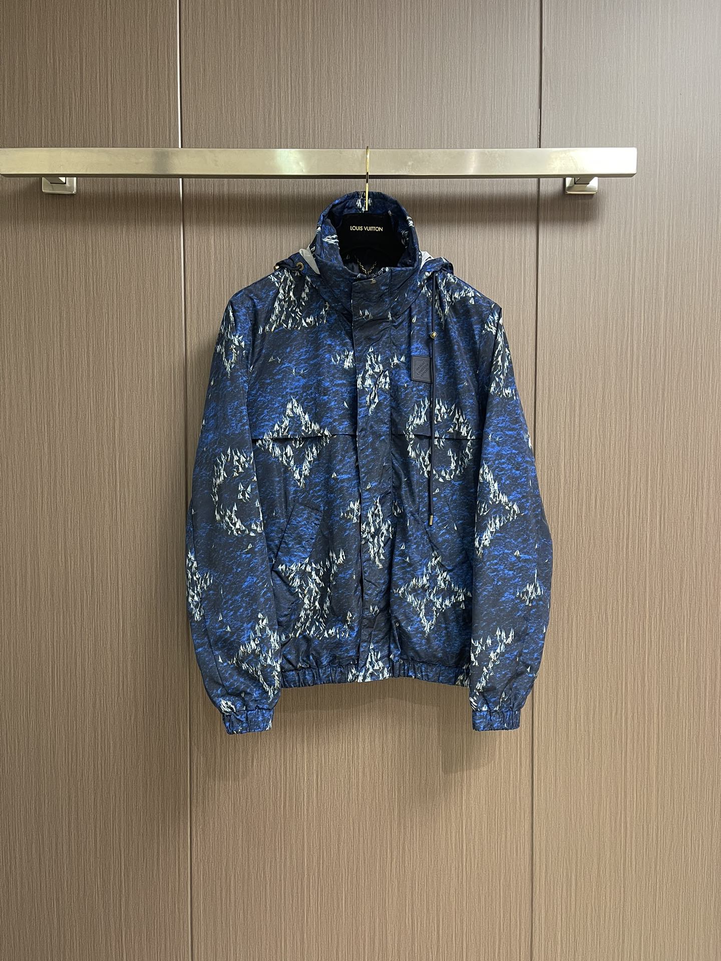 LV 루이비통 후드 바람막이 재킷 의류