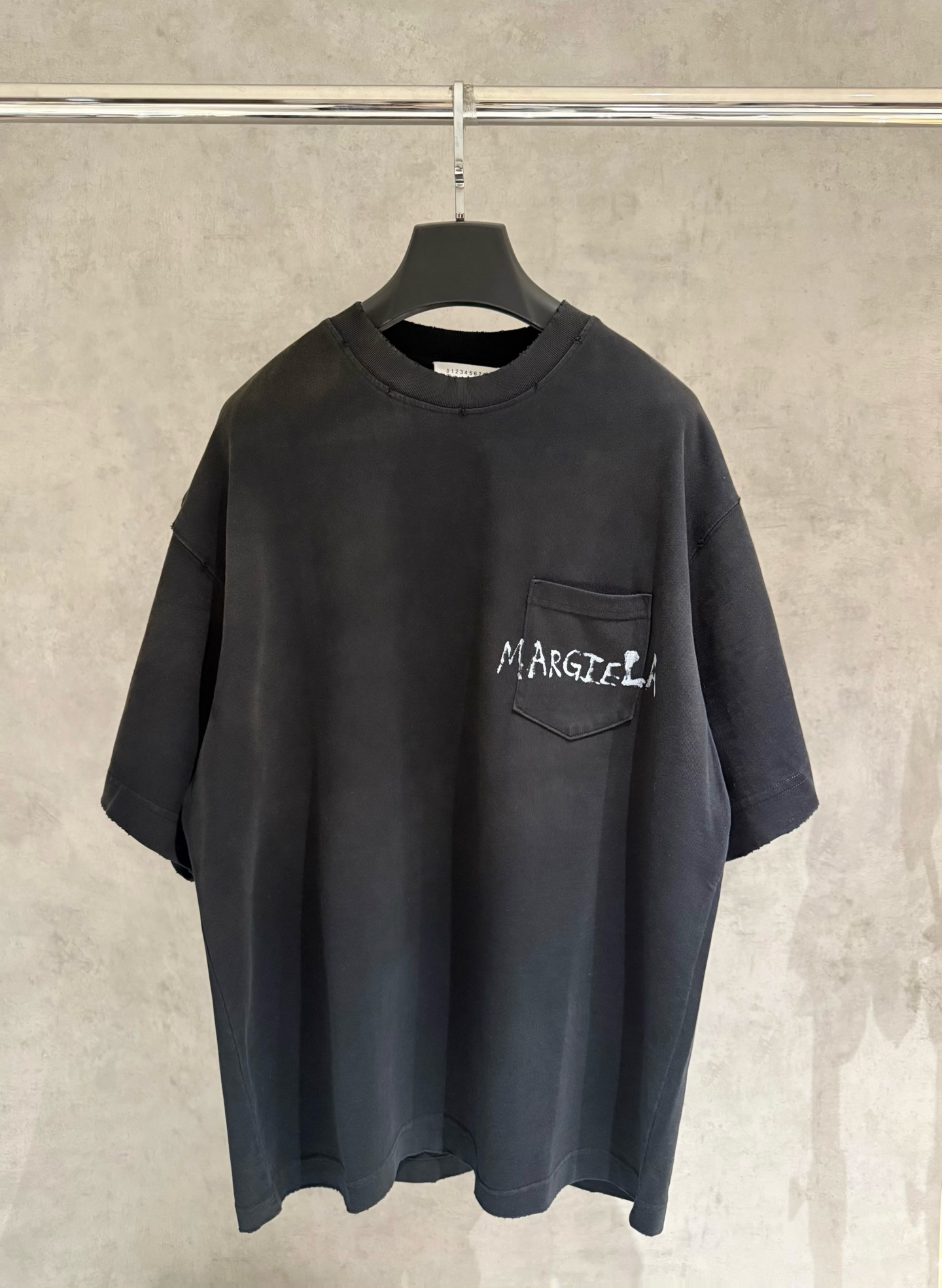 Maison Margiela MM6 메종 마르지엘라 반팔 포켓 프린트 티셔츠 의류