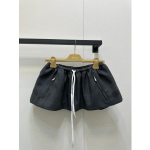 MiuMiu 미우미우 패치 자수 로고 반스커트 치마 의류