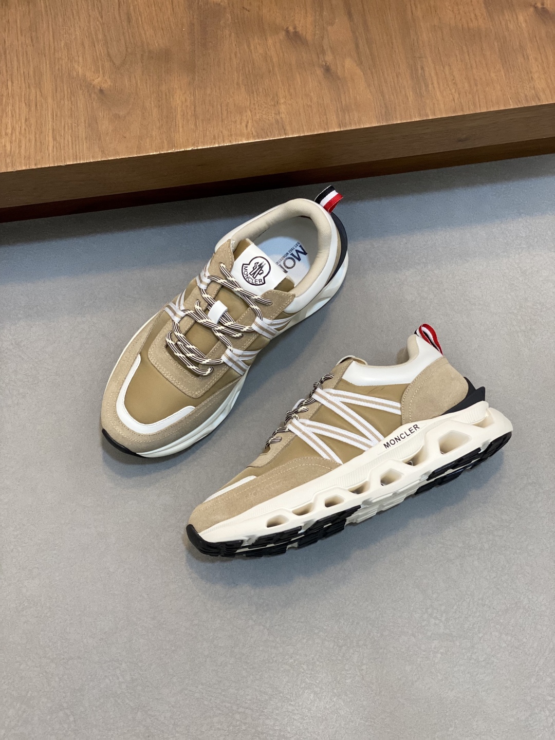 Moncler 몽클레르 몽클레어 스니커즈 신발