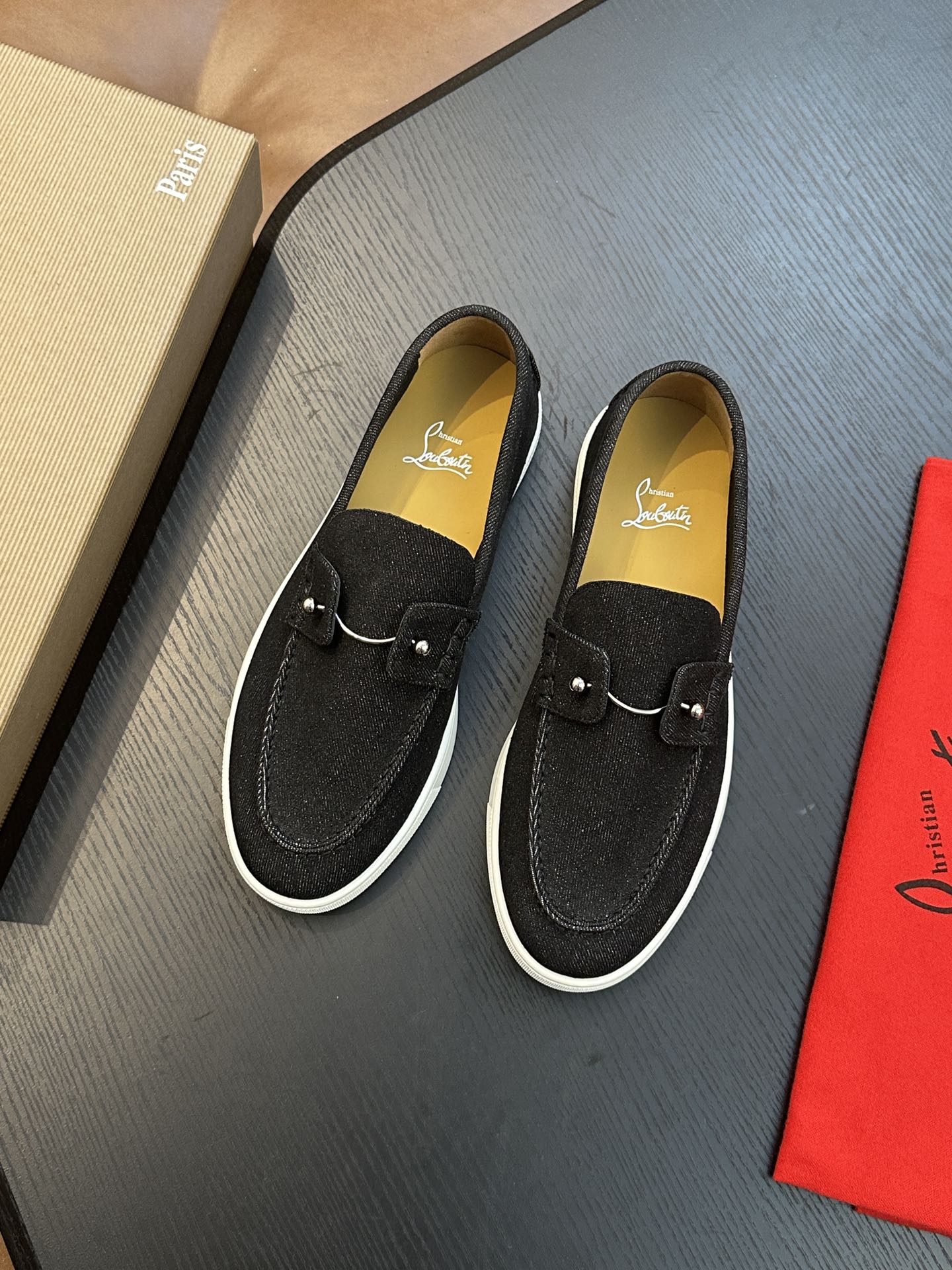 Christian Louboutin 크리스찬 루부탱 수제 로퍼 신발