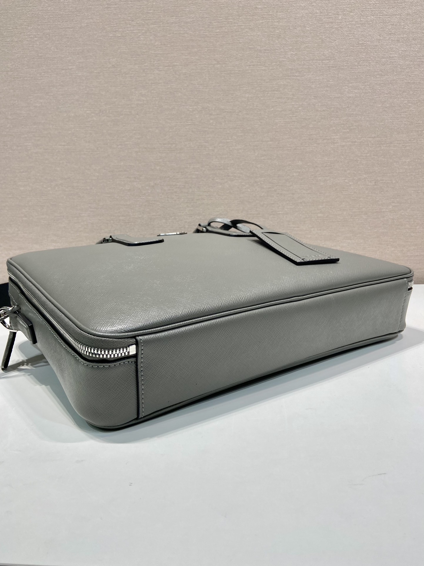 PRADA 프라다 클래식 더블 서류가방 브리프케이스 가방 2VE022