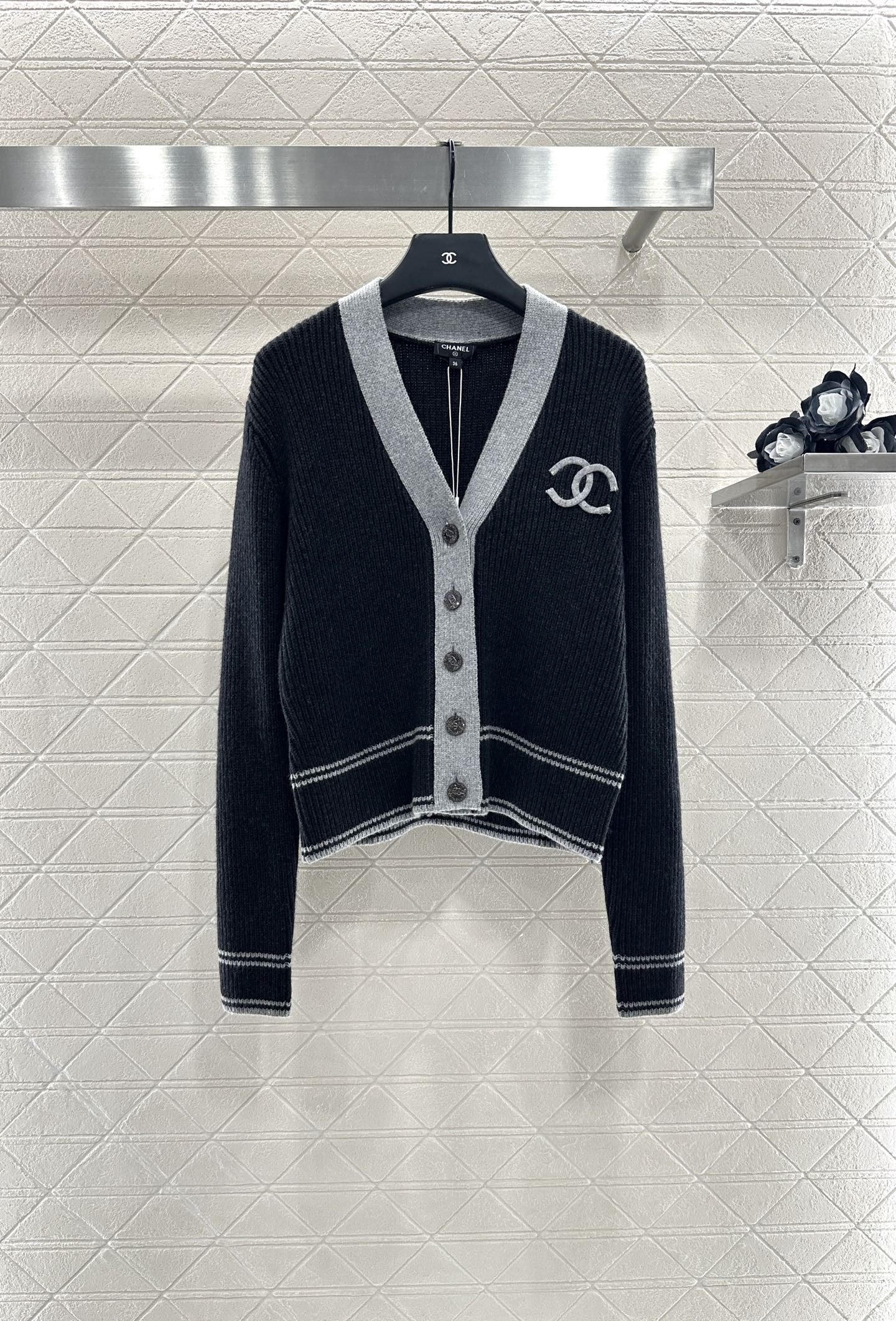 Chanel 샤넬 V넥 니트 가디건 의류