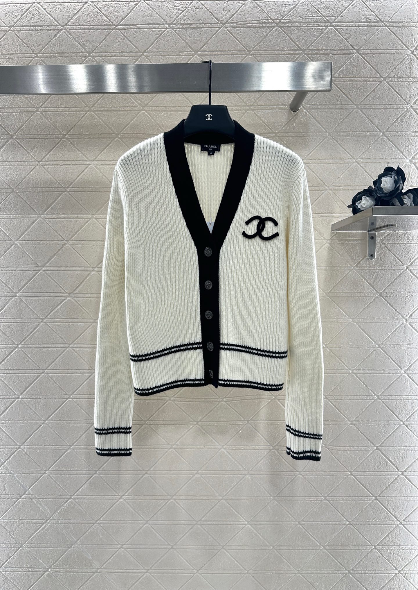 Chanel 샤넬 V넥 니트 가디건 의류