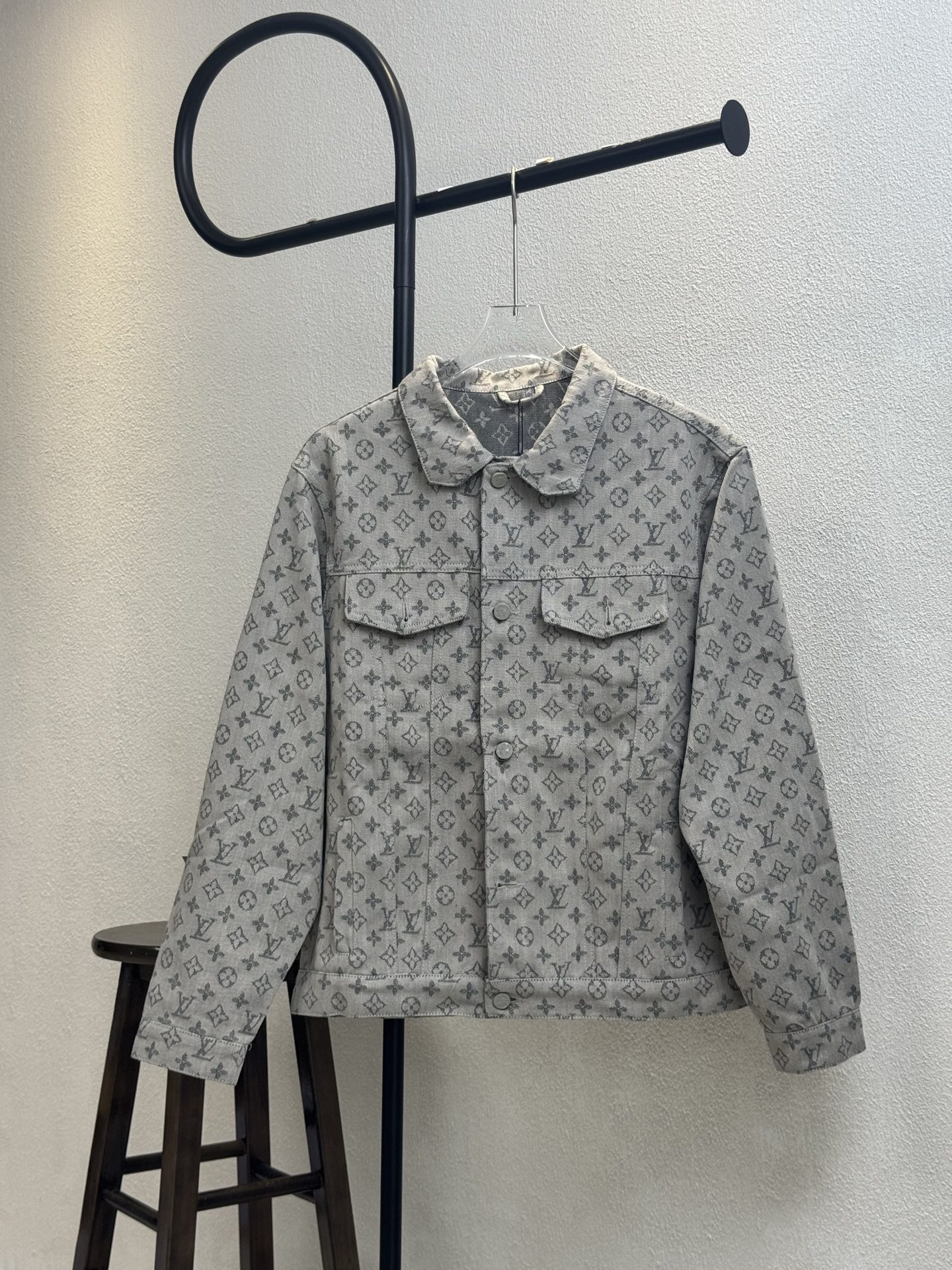 Louis Vuitton LV 루이비통 풀 프린트 자카드 로고 워시드 데님 재킷 의류