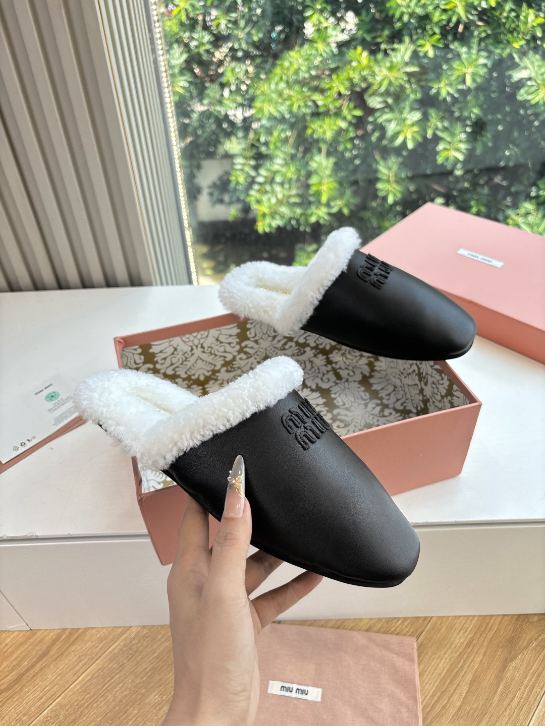 miumiu 미우미우 수입 양모 슬리퍼 신발