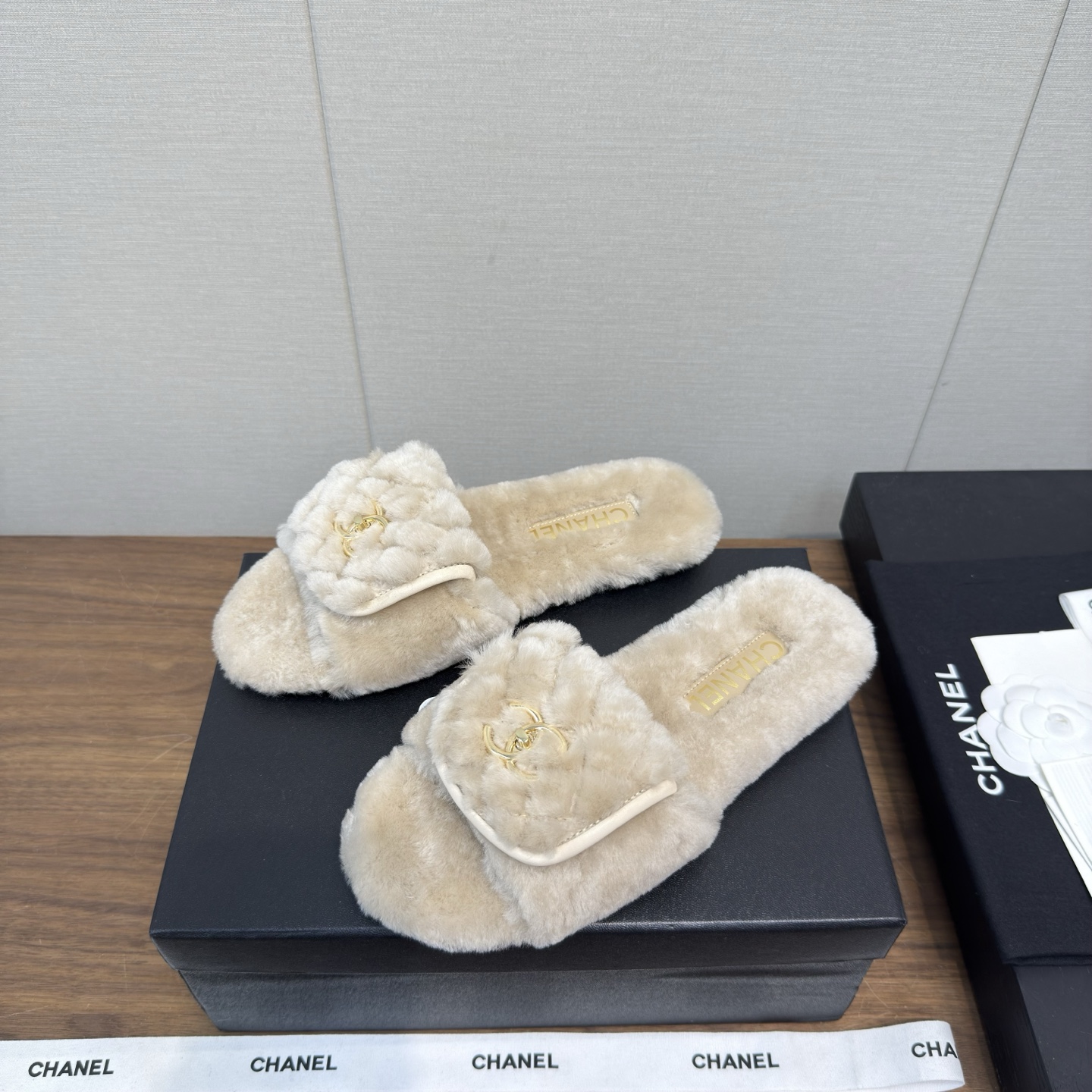 Chanel 샤넬 퍼 슬리퍼 신발