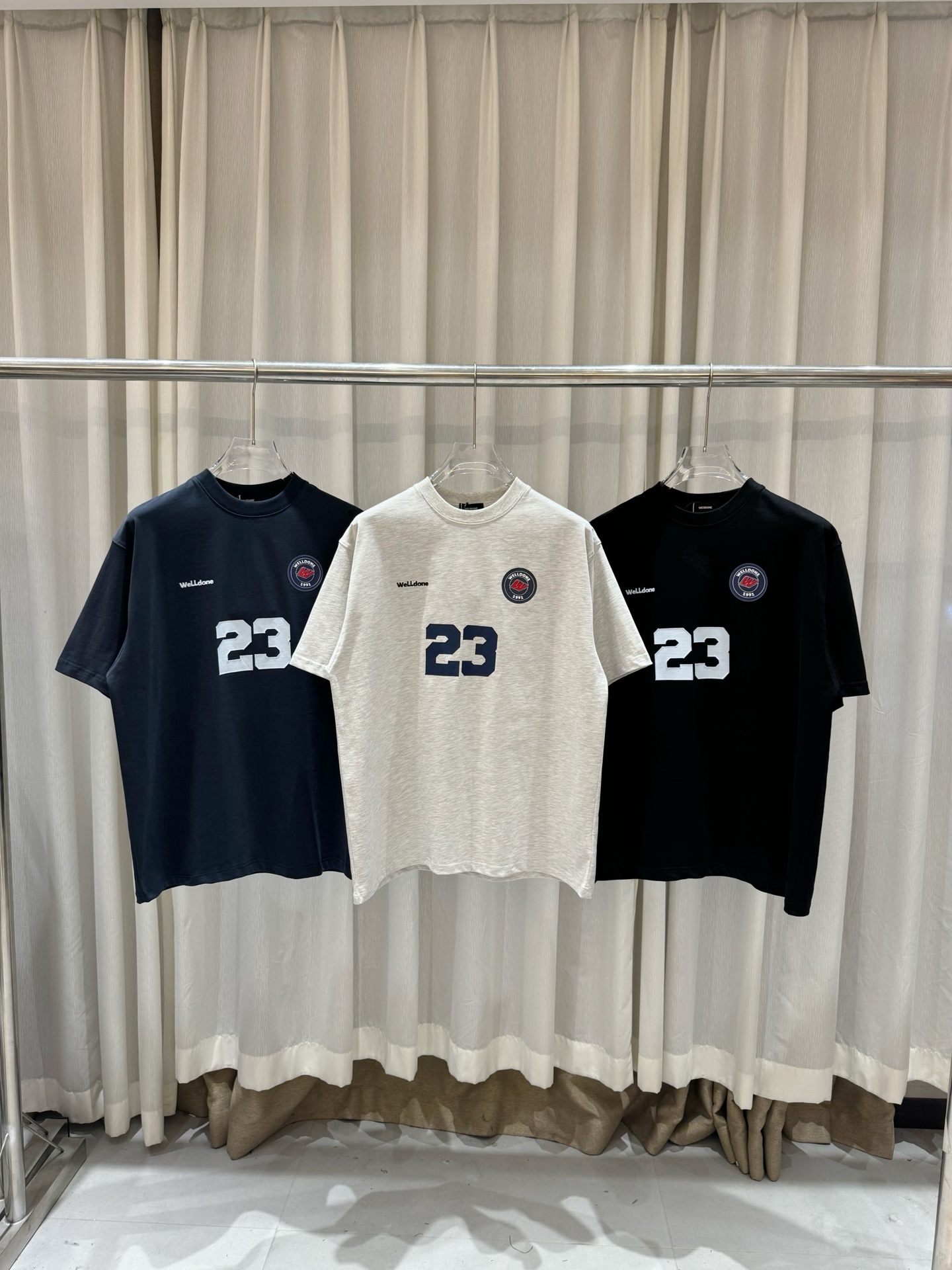 WE11DONE 웰던 반팔 티셔츠 의류