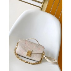 LV 루이비통 Pochette Métis East West 핸드백 체인백 가방
