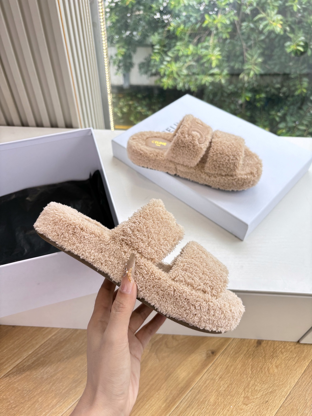 CELINE 셀린느 퍼 슬리퍼 신발
