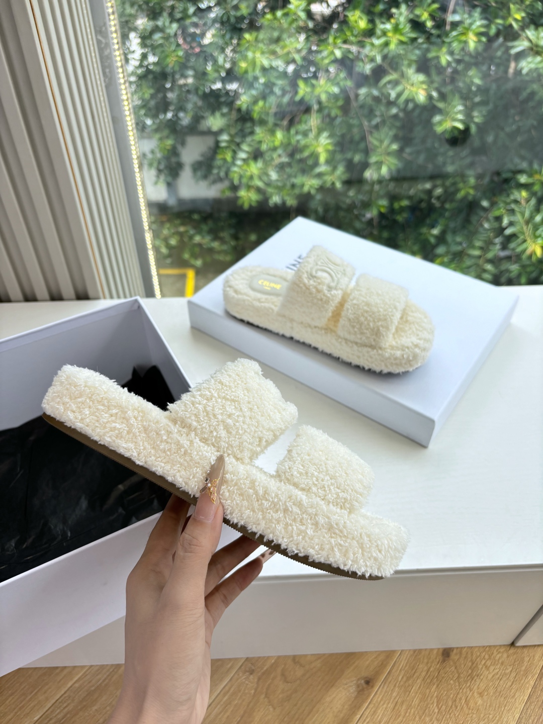 CELINE 셀린느 퍼 슬리퍼 신발