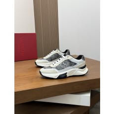 Valentino VLTN 발렌티노 OneStud 스니커즈 신발