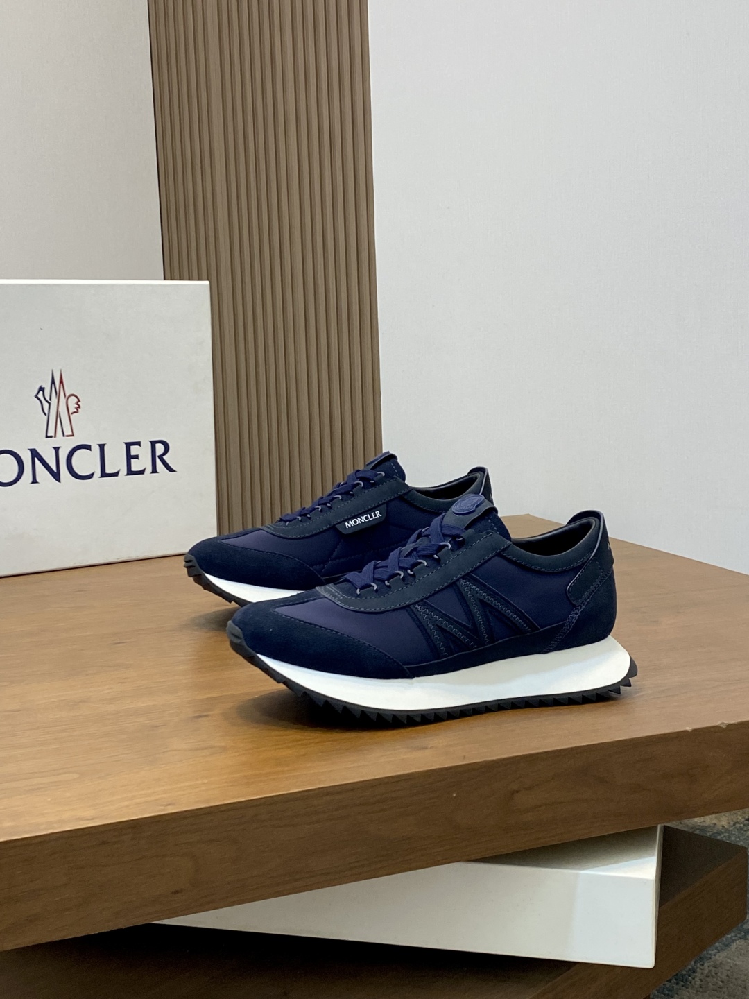 Moncler 몽클레어 남성 스니커즈 신발