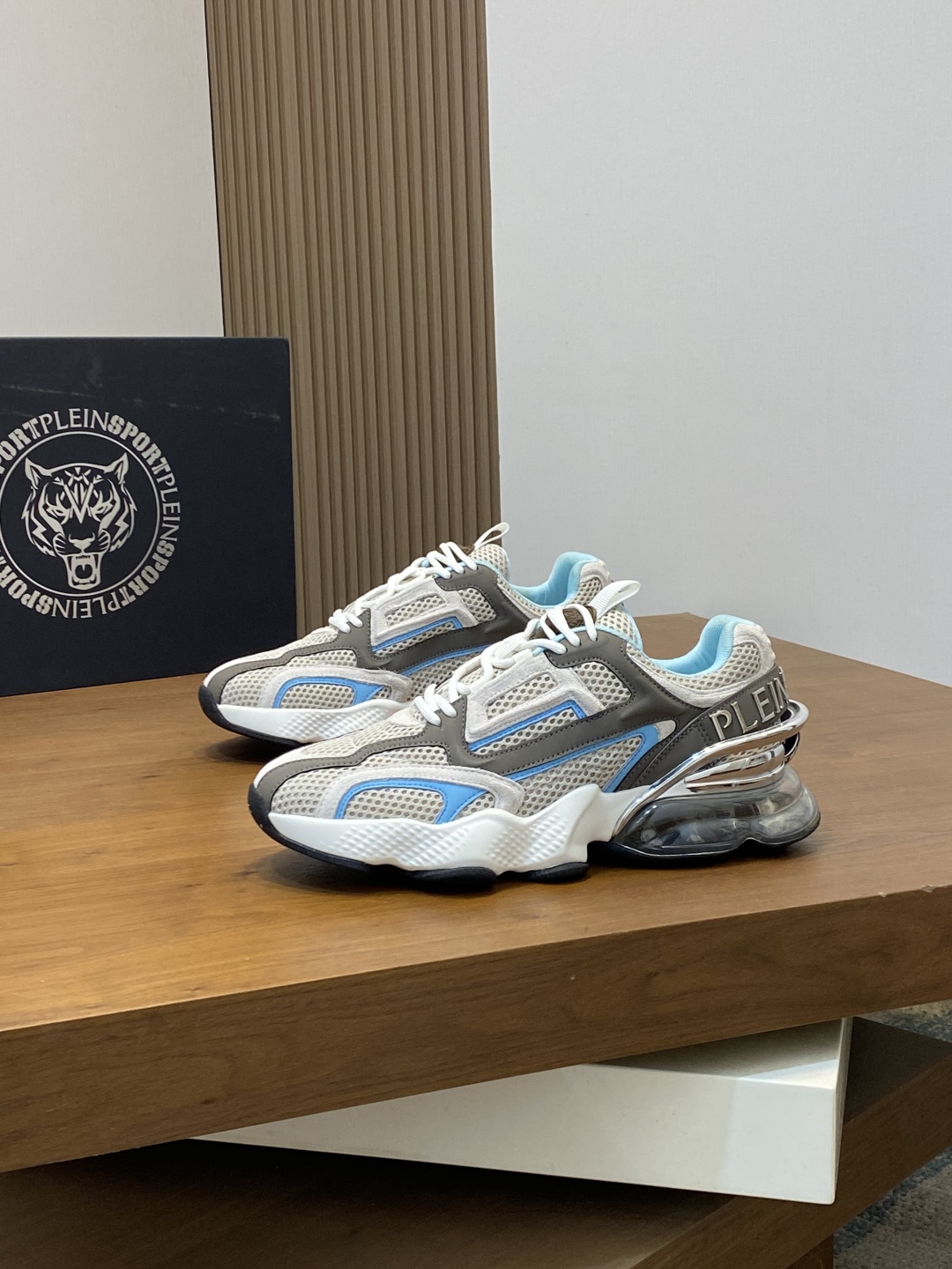 Philipp Plein 필립플레인 남성 로우탑 스니커즈 신발