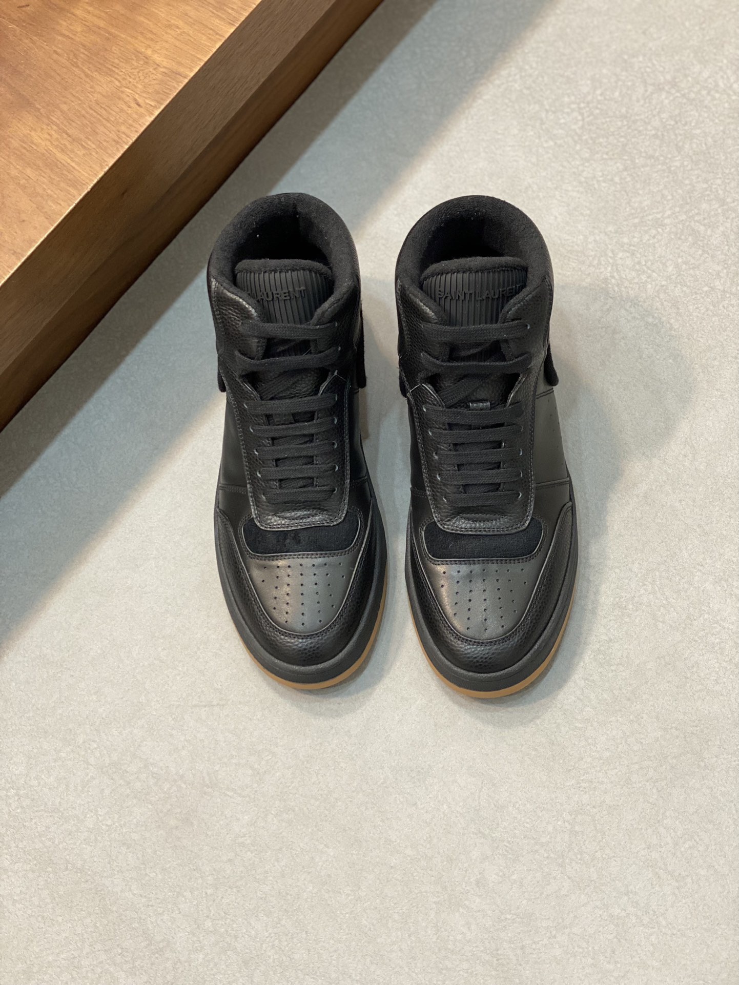 YSL Saint Laurent SL/61 생로랑 스니커즈 신발