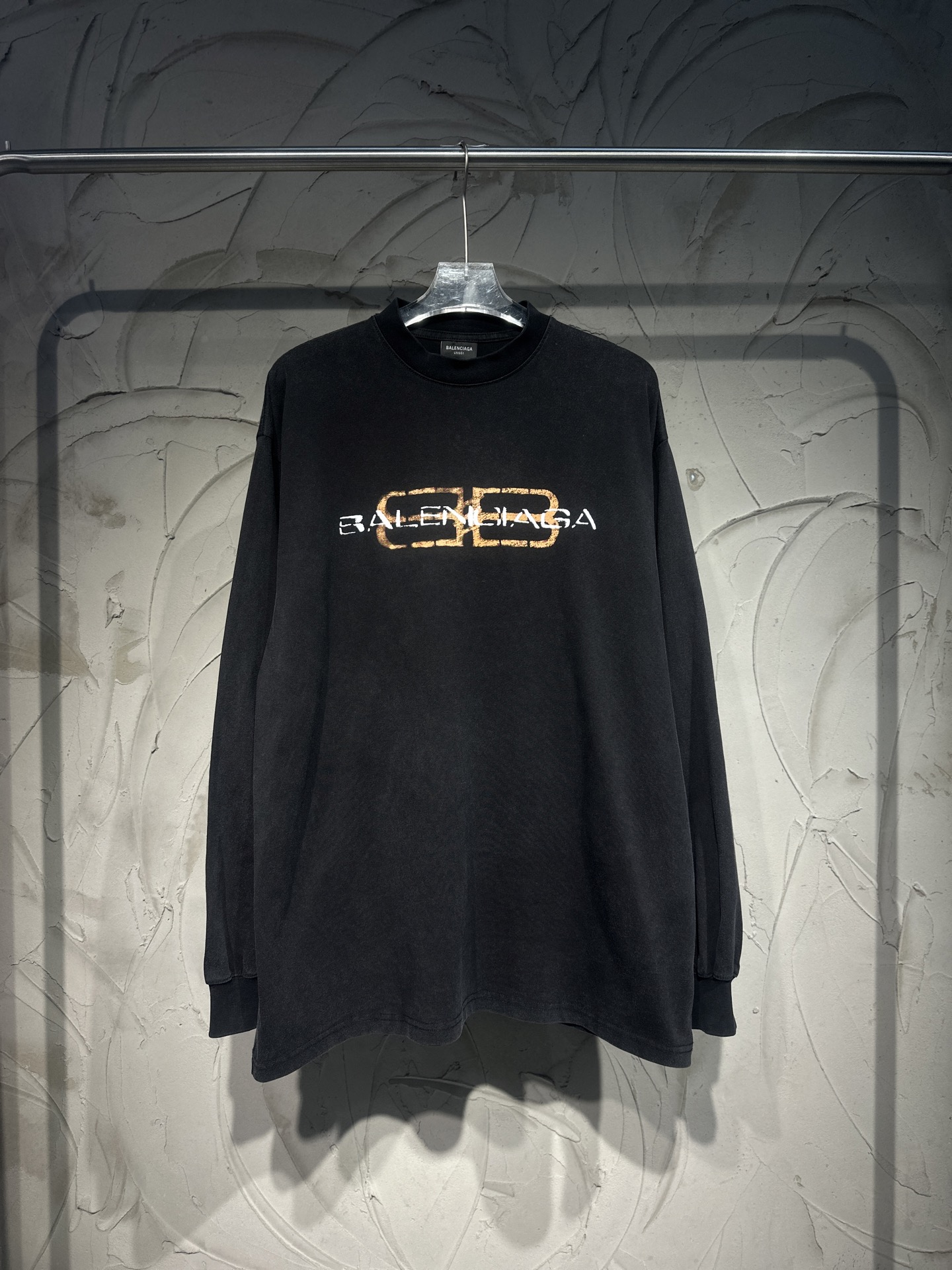 BALENCIAGA 발렌시아가더블B 로고 워싱 티셔츠 의류
