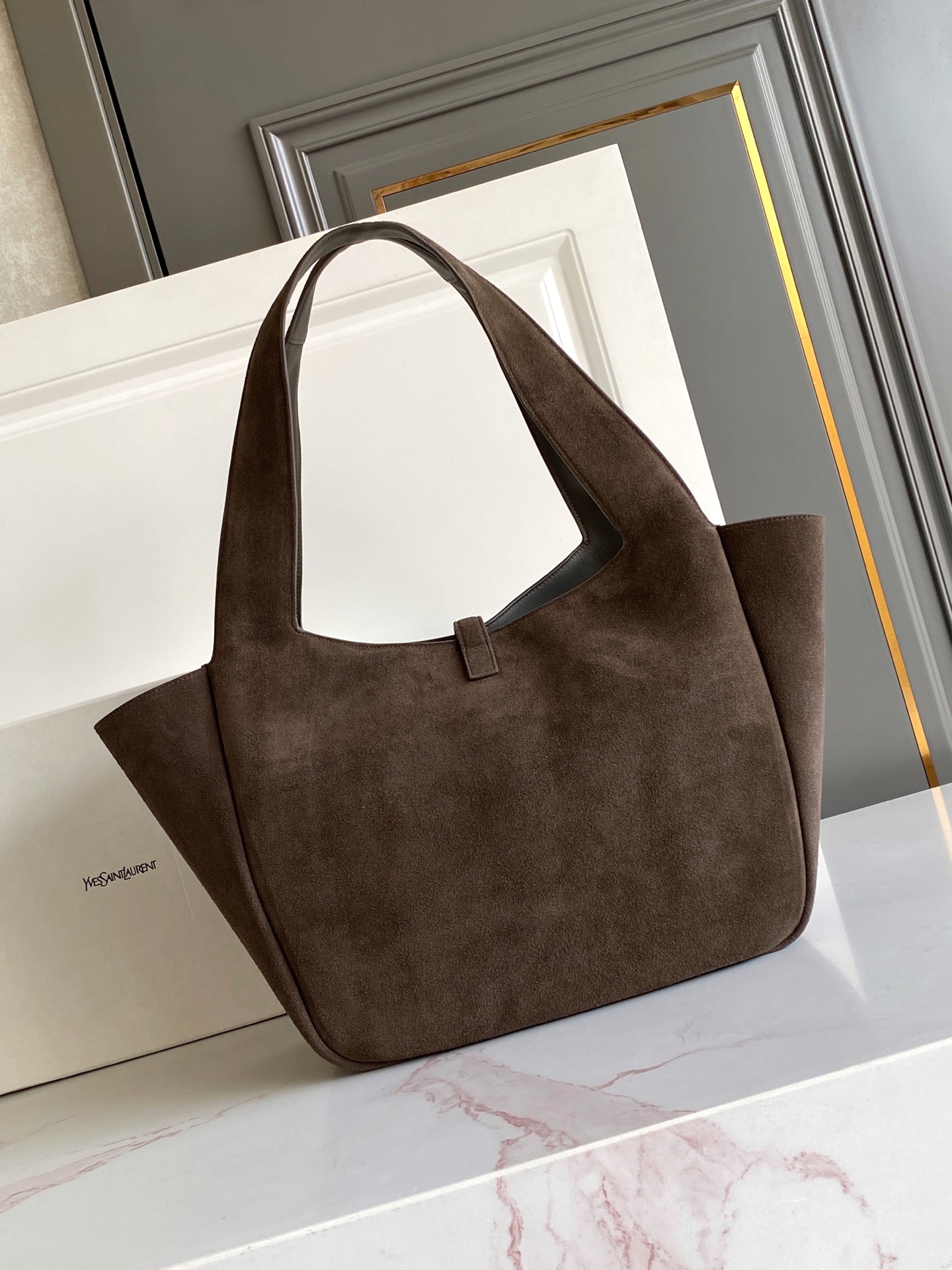 YSL LE 5 À 7 BEA 생로랑 스웨이드 토트백 가방