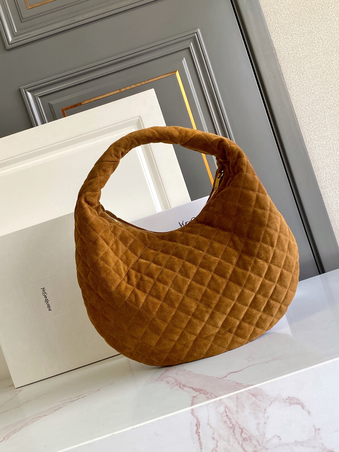 YSL ICARE 생로랑 퀼팅 스웨이드 호보백 가방