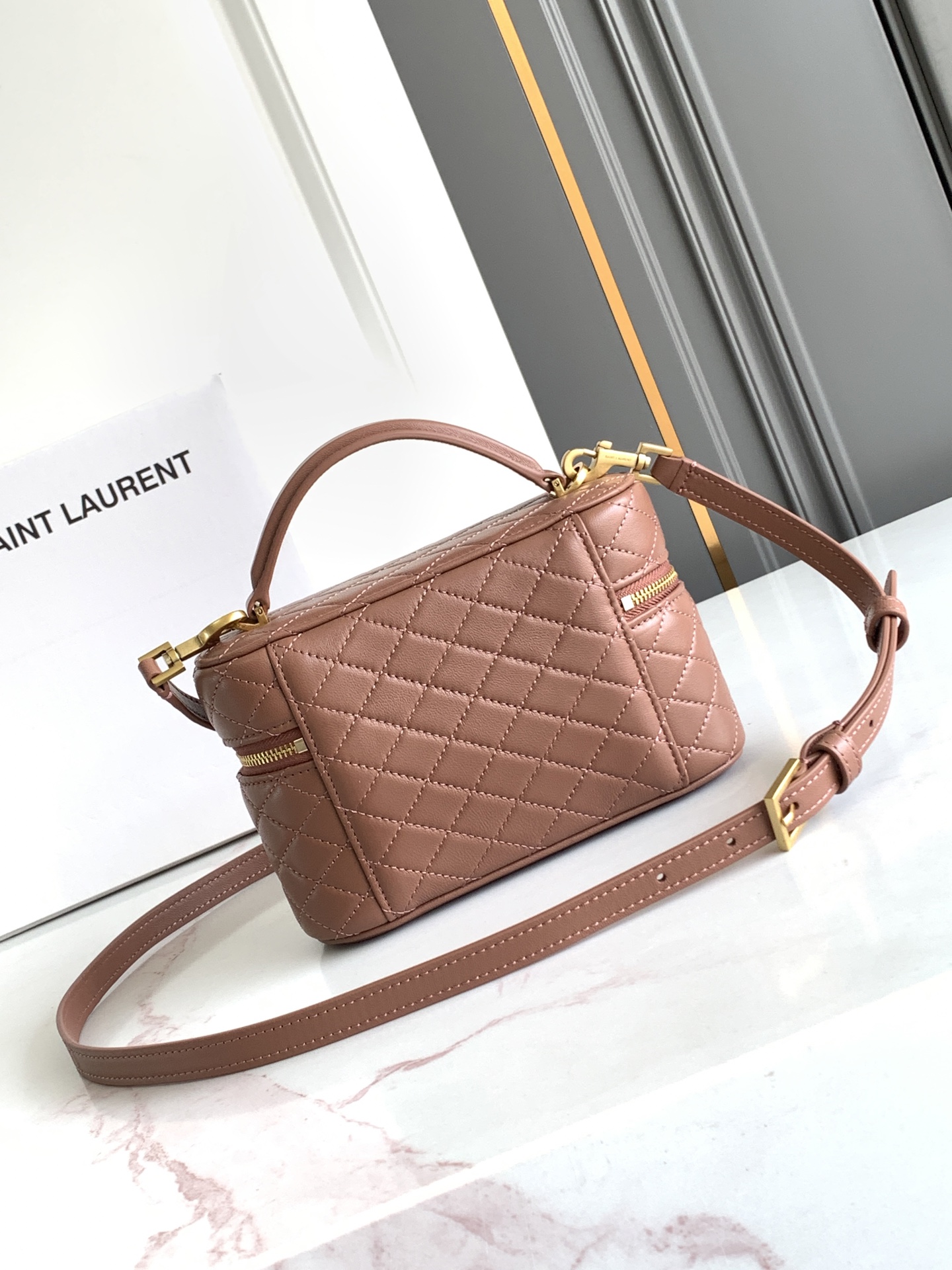 YSL GABY VANITY BAG 생로랑 미니 양가죽 크로스바디 가방