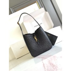 YSL LE 5 À 7 생로랑 소형 PP 라피아 & 가죽 백 가방