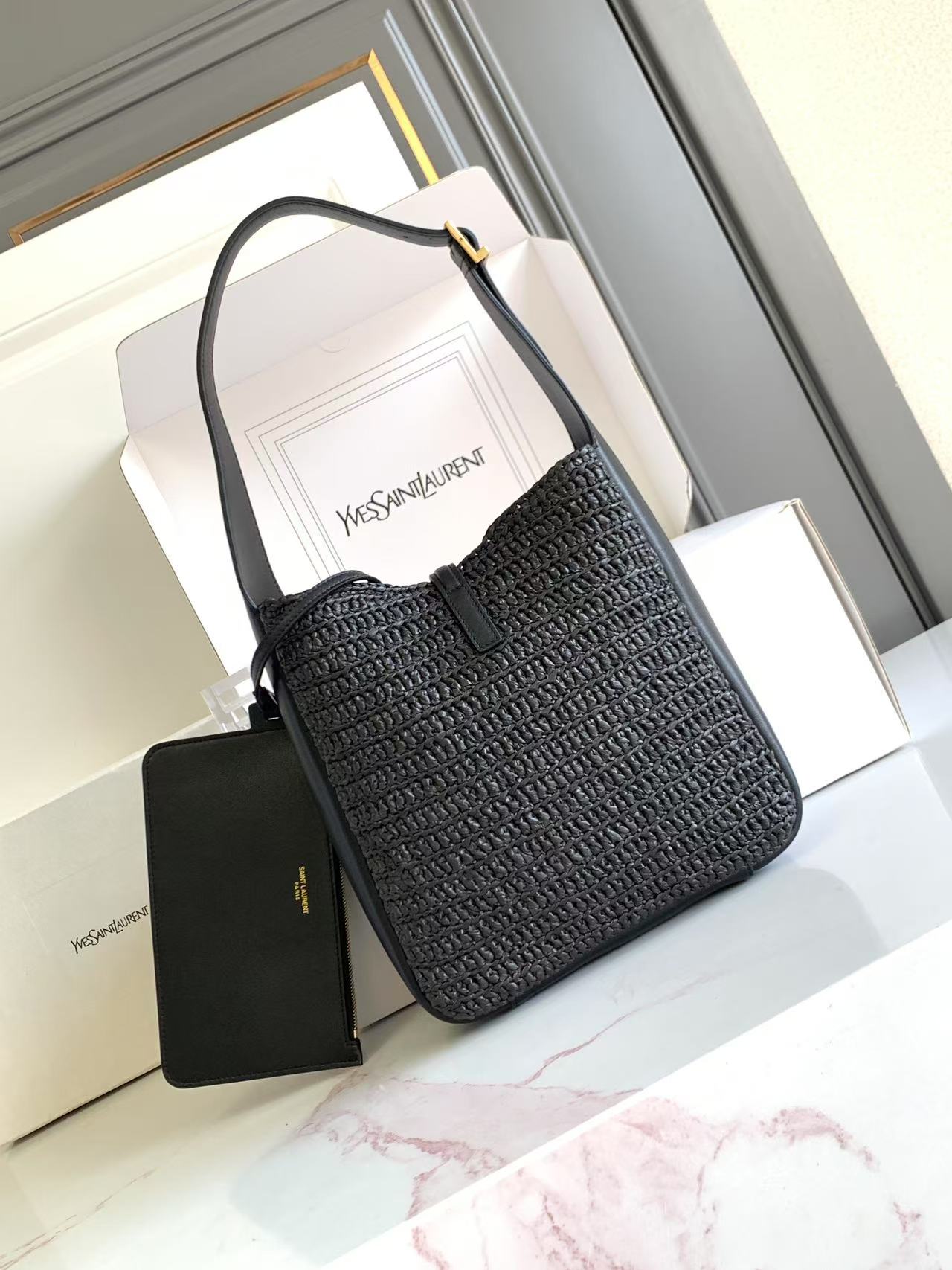 YSL LE 5 À 7 생로랑 소형 PP 라피아 & 가죽 백 가방