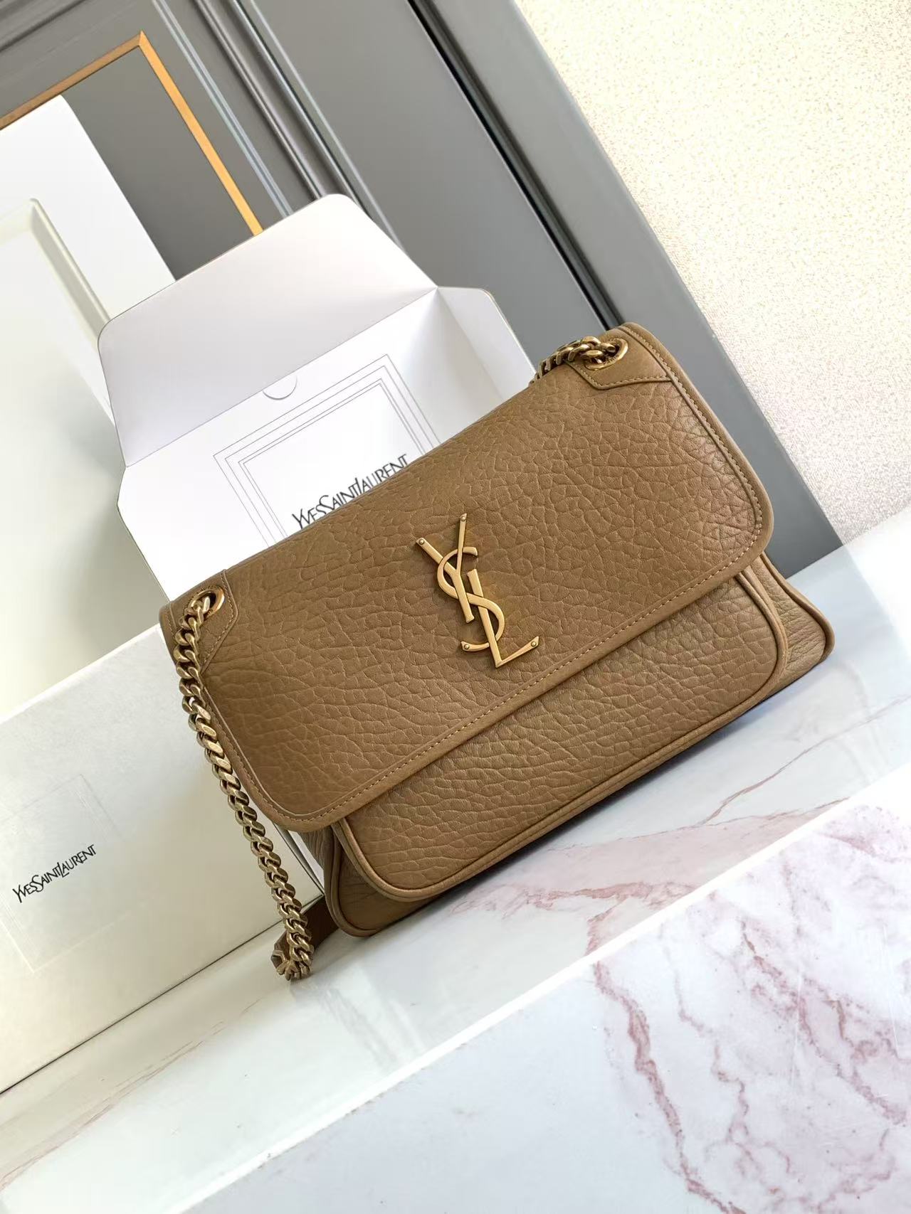 YSL NIKI 생로랑 미디엄 그레인 램스킨 백 가방