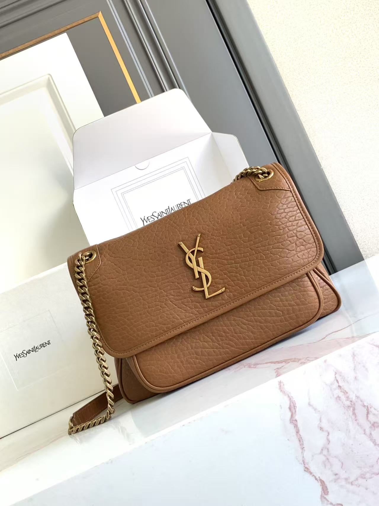 YSL NIKI 생로랑 미디엄 그레인 램스킨 백 가방