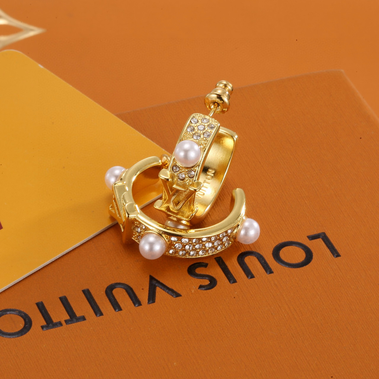 LV 루이비통 이어링 귀걸이 악세사리