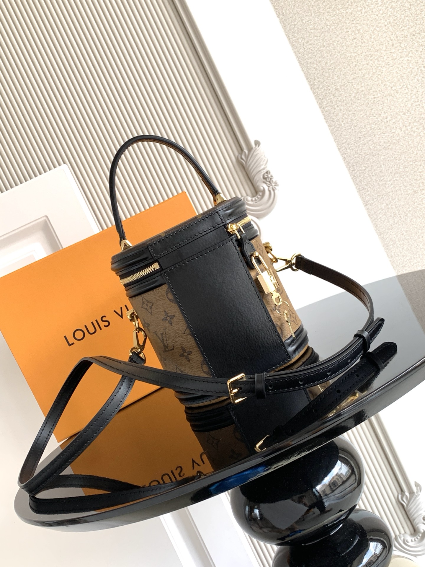 Louis Vuitton Cannes Nano LV 깐느 숄더백 가방
