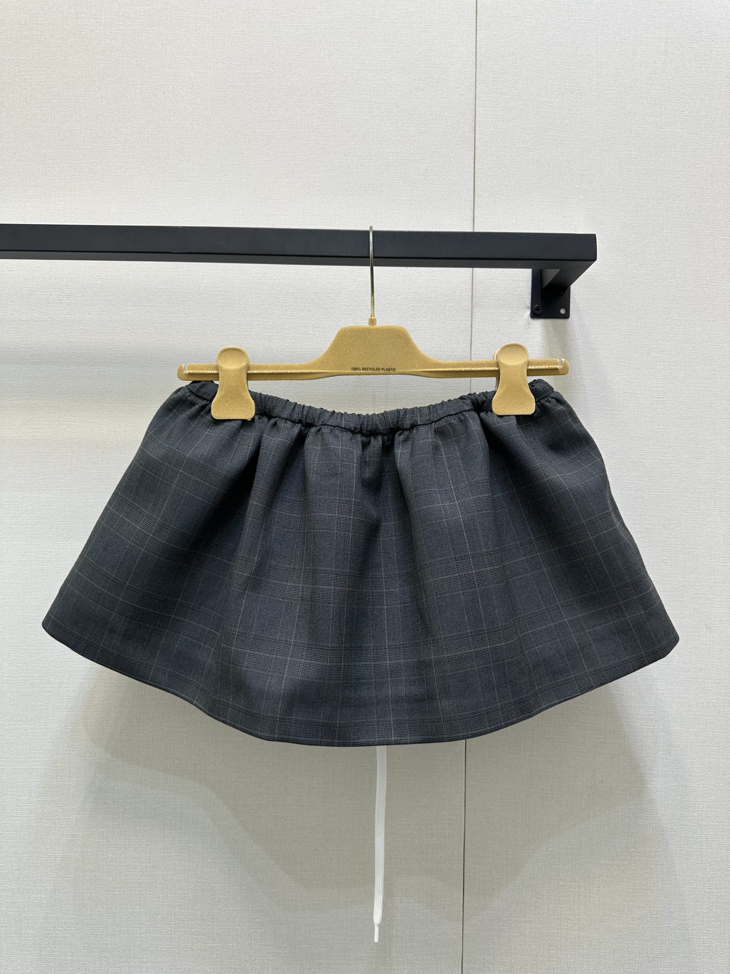 miumiu 미우미우 레터링 패치 로고 반스커트 치마 의류