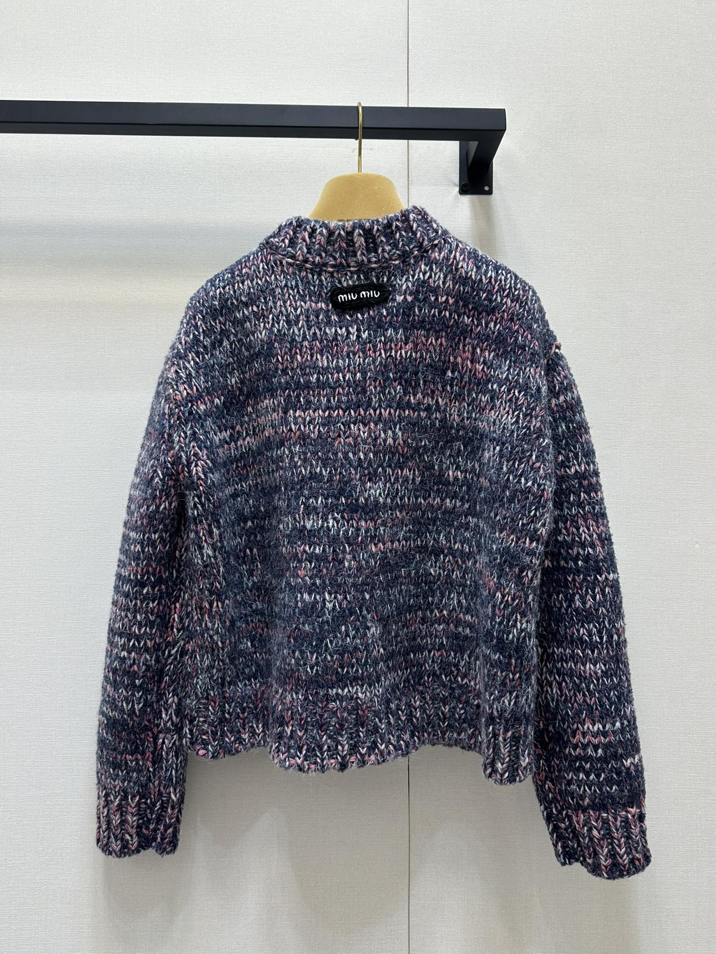 miumiu 미우미우 꽈배기 스노우 컬러 니트 의류